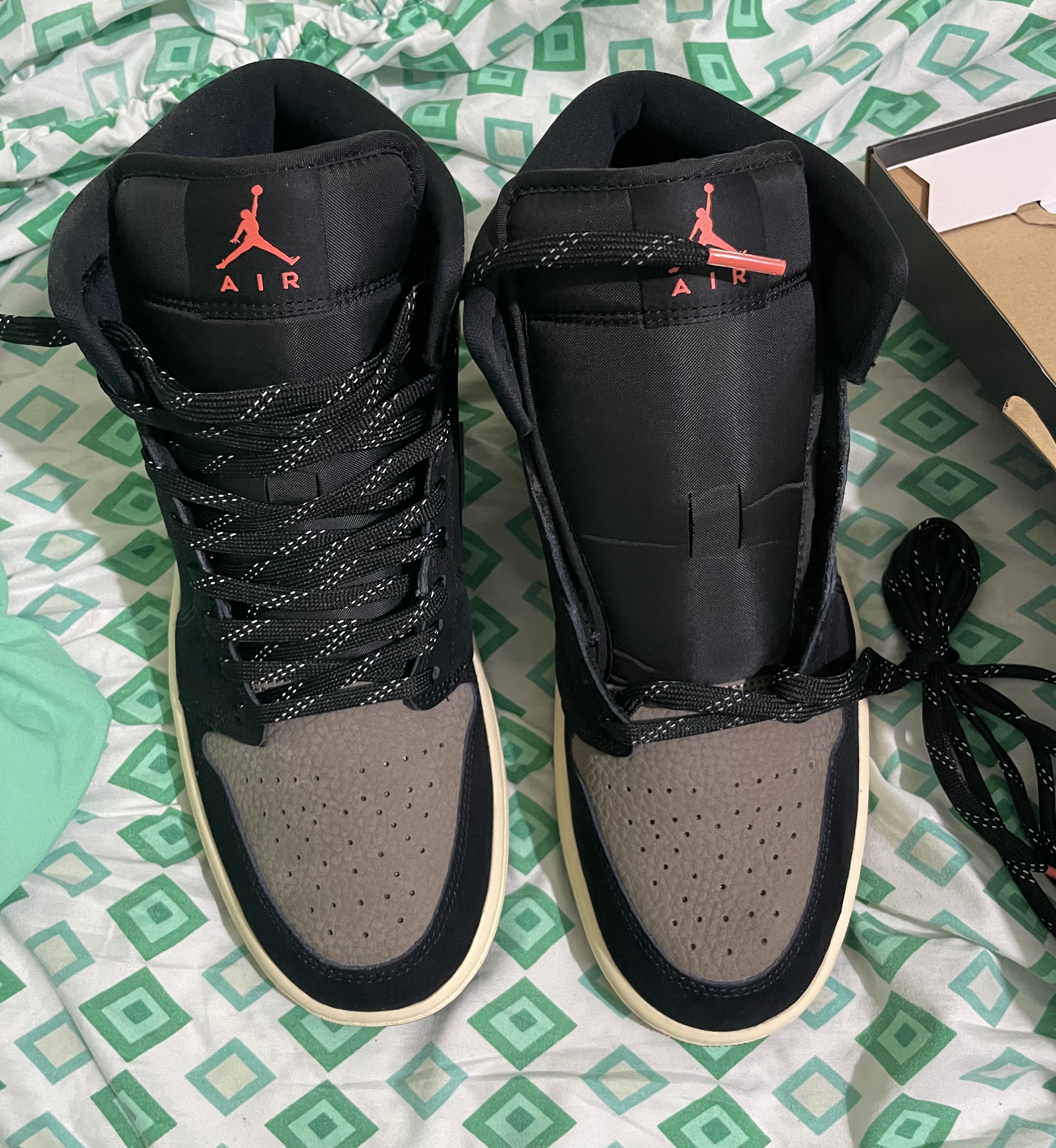 Jordan Brand Air Jordan Size US 10.5 / EU 43-44 - 6 Thumbnail