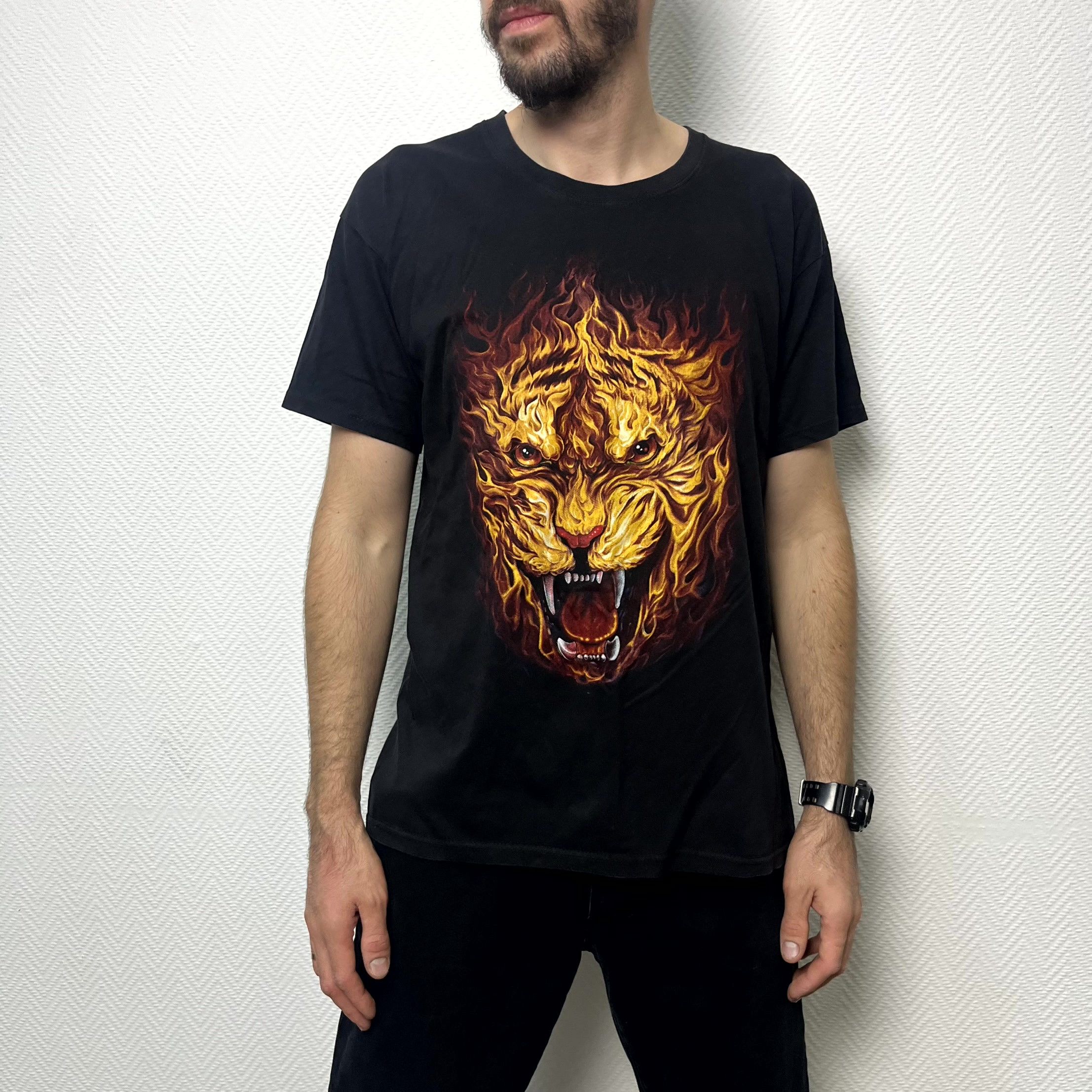 Other Vintage Fire Lion Graphic T‑Shirt Black Men’s Size 2XL Size US XXL / EU 58 / 5 - 5 Thumbnail
