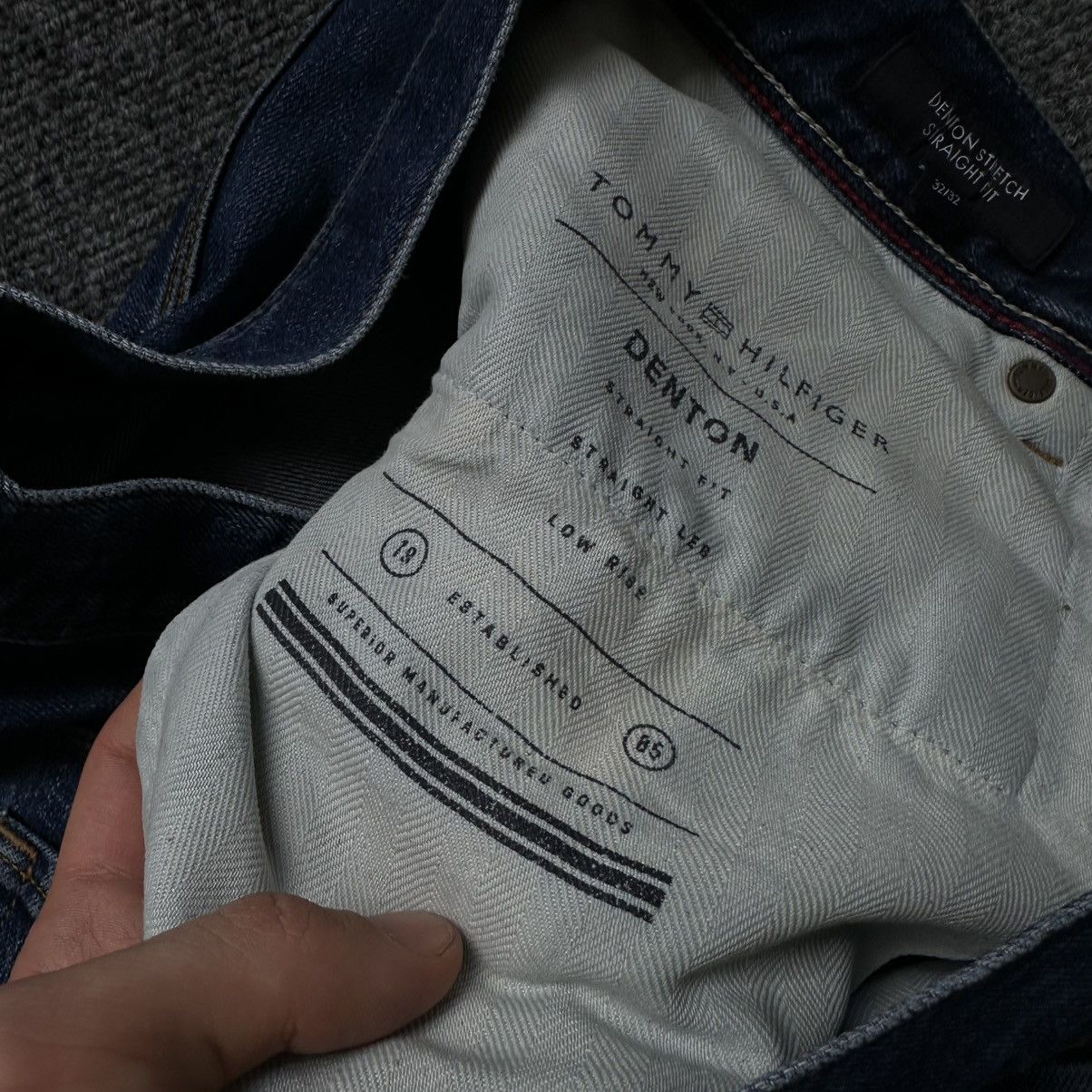 Tommy Hilfiger Luxury Tommy Hilfiger Jeans Size W32xL32 Straight Fit Low Ri Size US 32 / EU 48 - 9 Thumbnail
