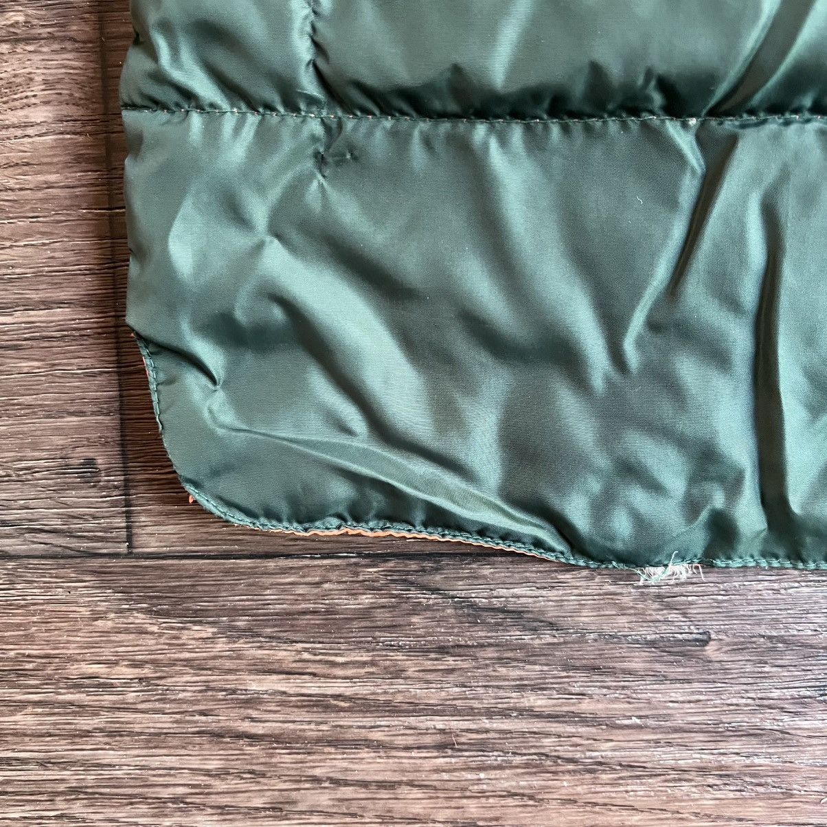 Other 1960s/70s Rainier down Vest With reversals Orange inner M/L Size US M / EU 48-50 / 2 - 11 Thumbnail