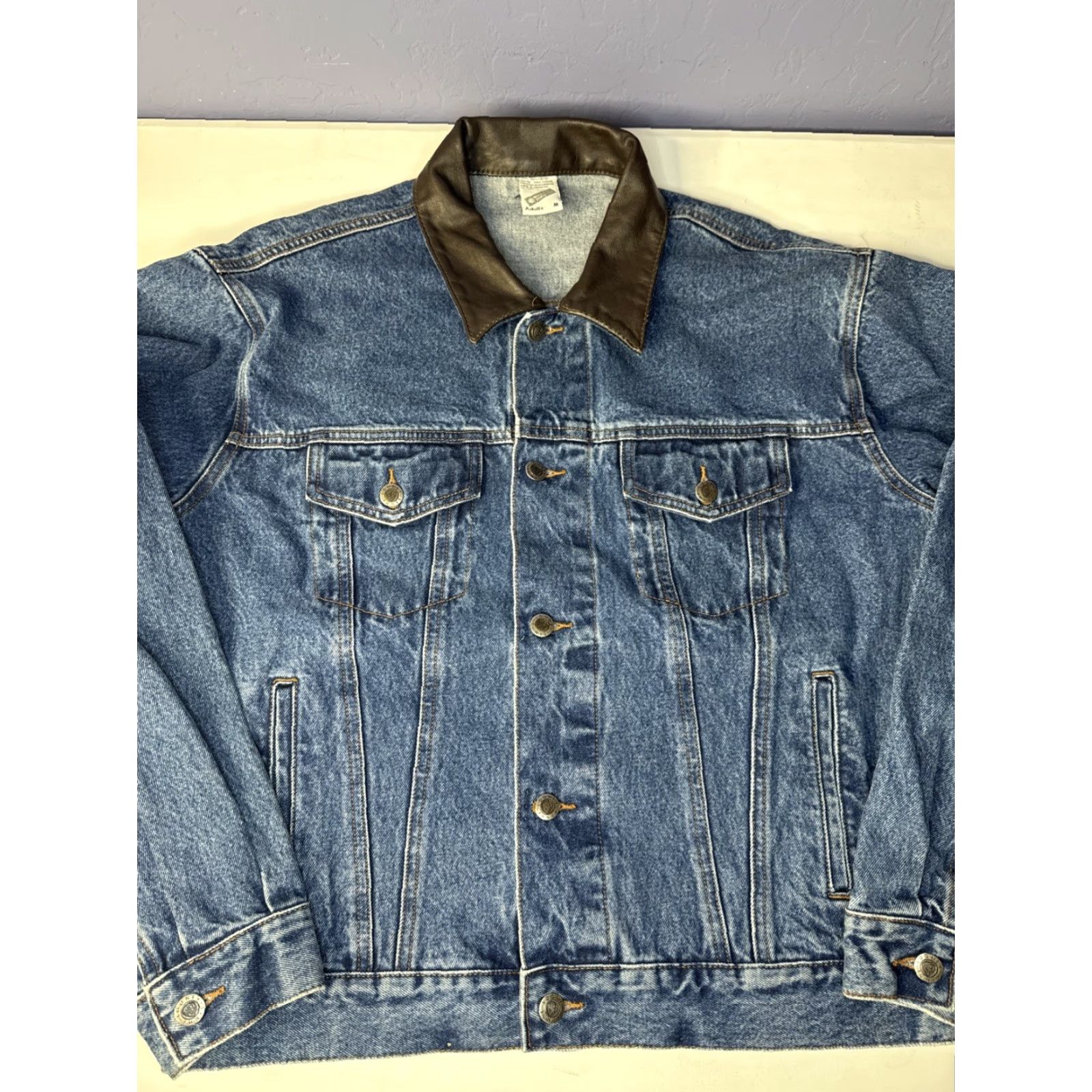 Vintage VINTAGE Warner Bros Denim Jean Jacket M US Flag USA 90s Taz Looney Tunes Mens Jacket Blue Cotton Bomber Style Size US 31 - 4 Thumbnail