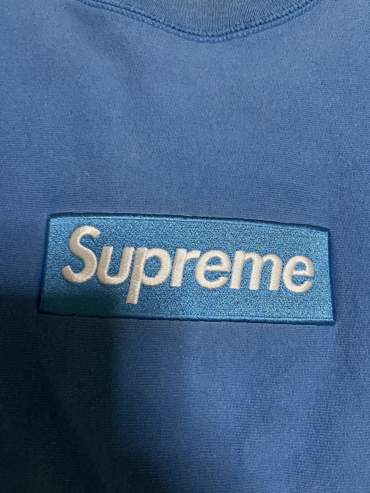 Supreme Supreme fw18 bright royal box logo crewneck Size US M / EU 48-50 / 2 - 3 Thumbnail