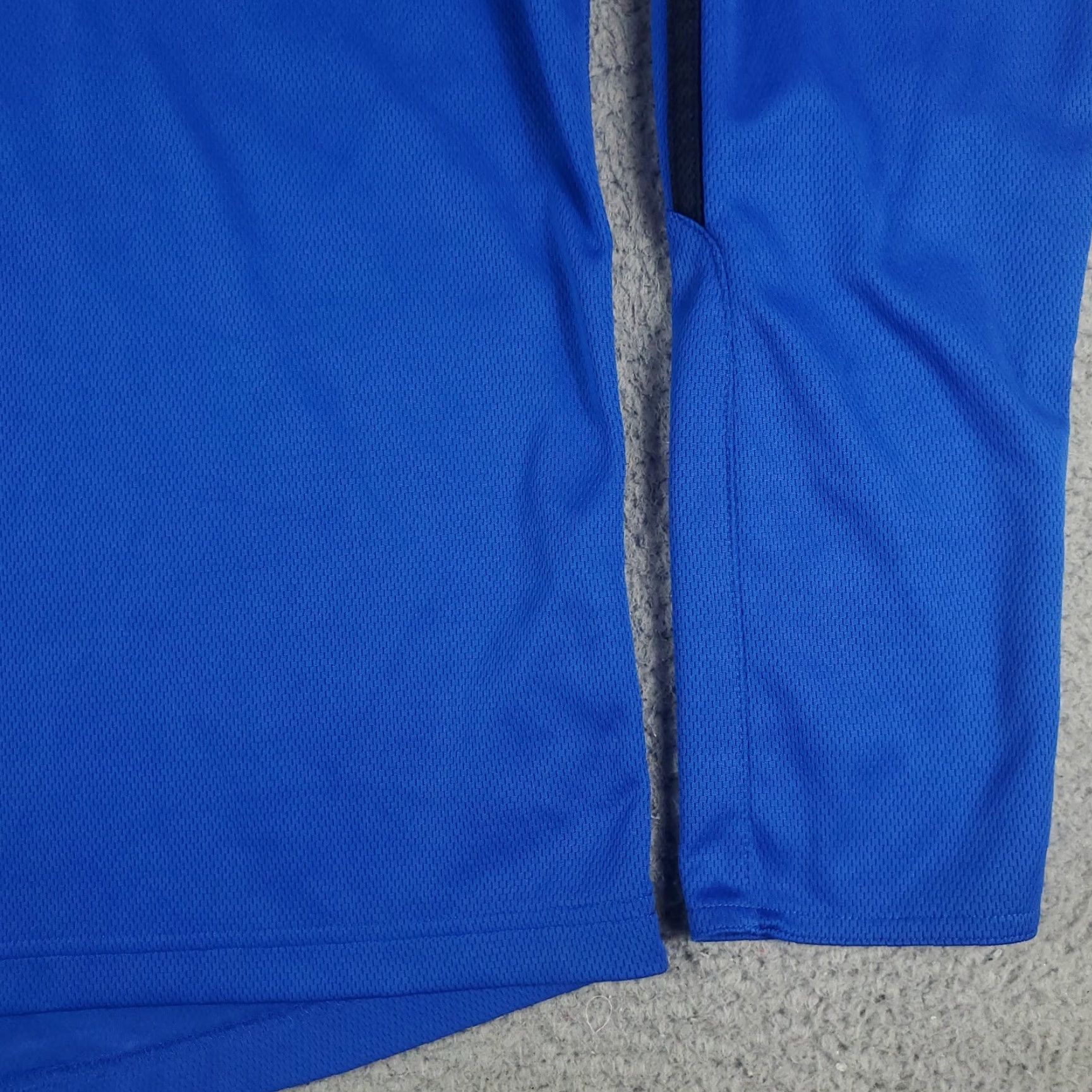 Adidas Adidas T Shirt Mens Size Medium Blue 1/4 Zip Active Pullover Long Sleeve Size US M / EU 48-50 / 2 - 4 Thumbnail