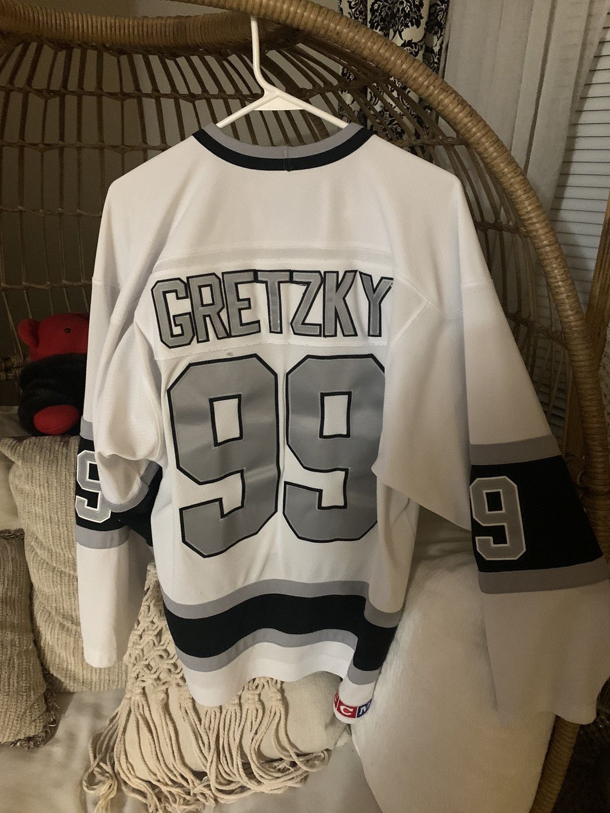 Other Los Angeles Kings Wayne Gretzky 99 Jersey Size US S / EU 44-46 / 1 - 2 Thumbnail