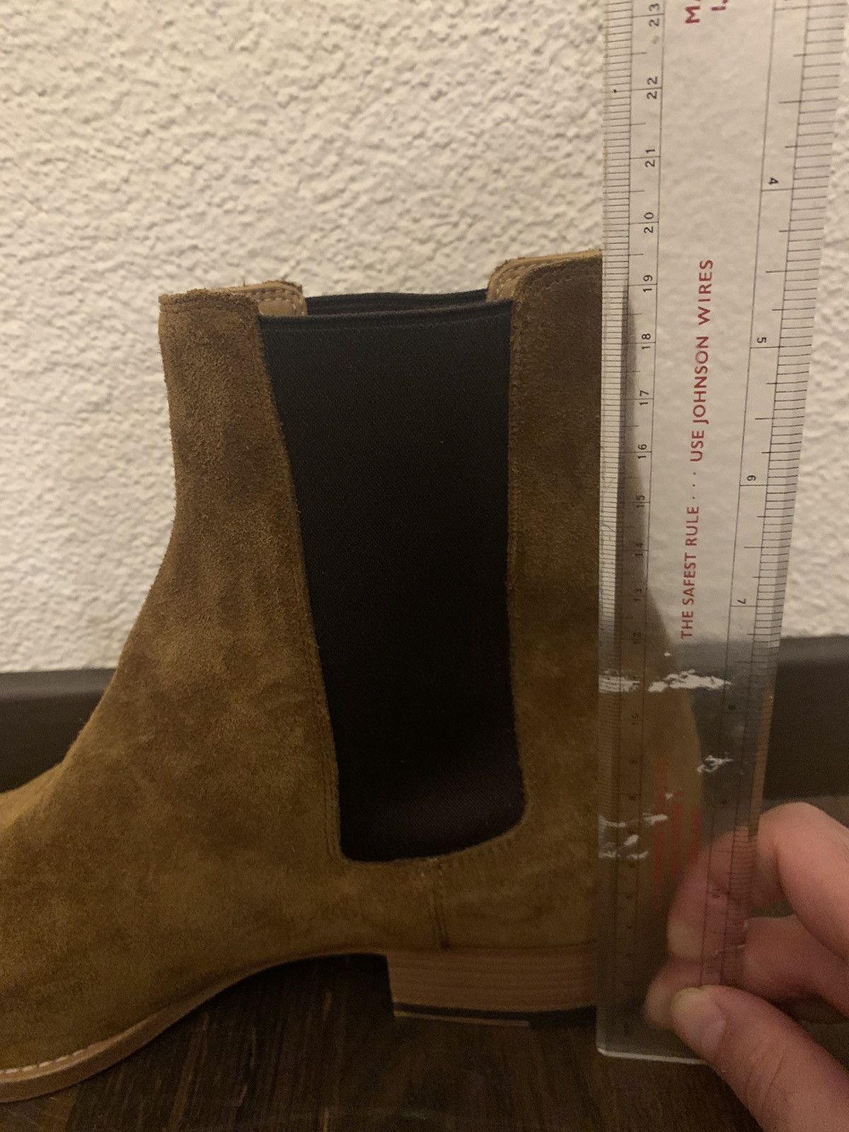 Sandro Sandro Suede Chelsea Boots Size US 10 / EU 43 - 19 Thumbnail