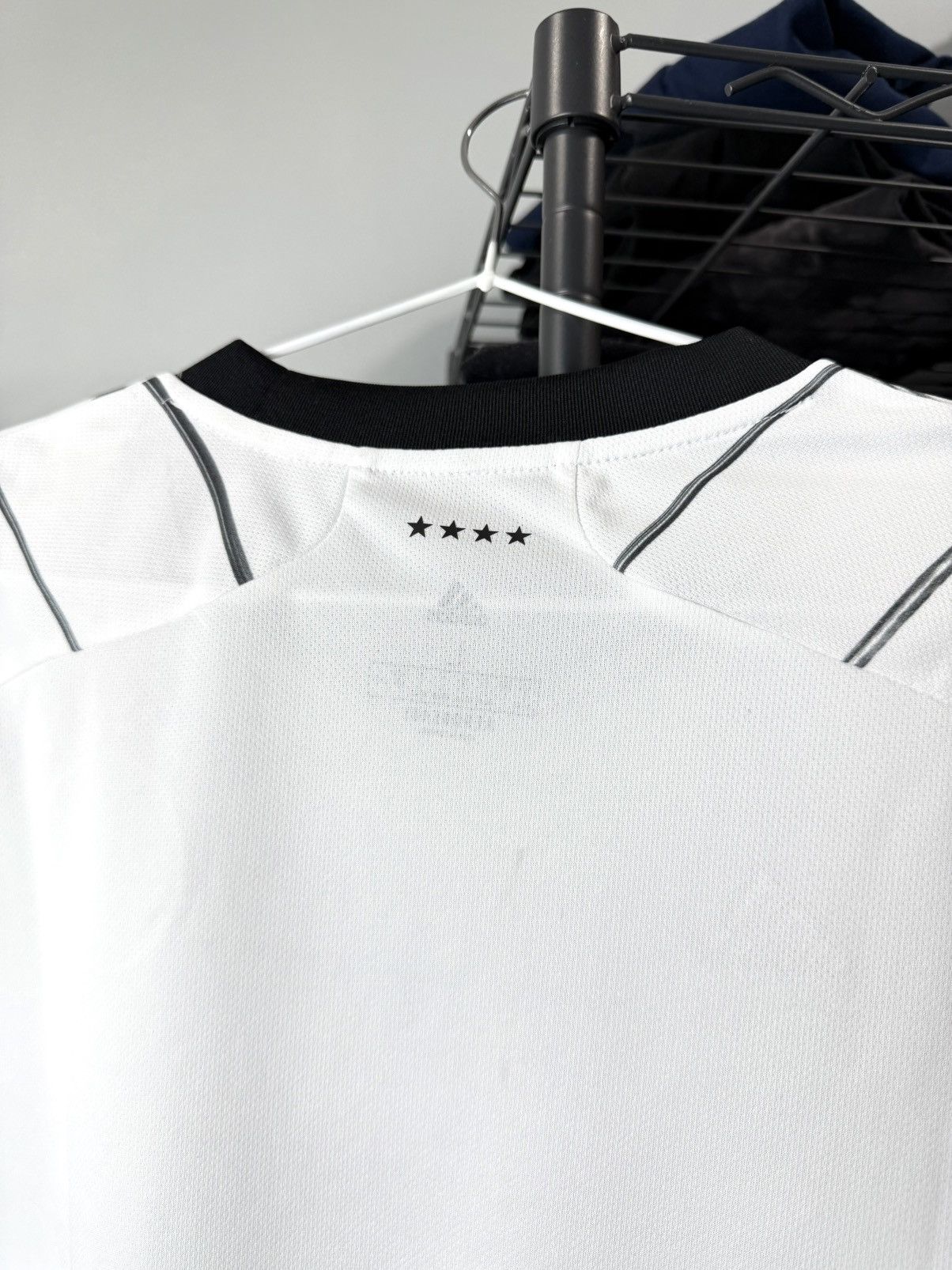 Adidas Vintage 2019 Adidas Germany Soccer Jersey T Shirt Size US L / EU 52-54 / 3 - 10 Thumbnail