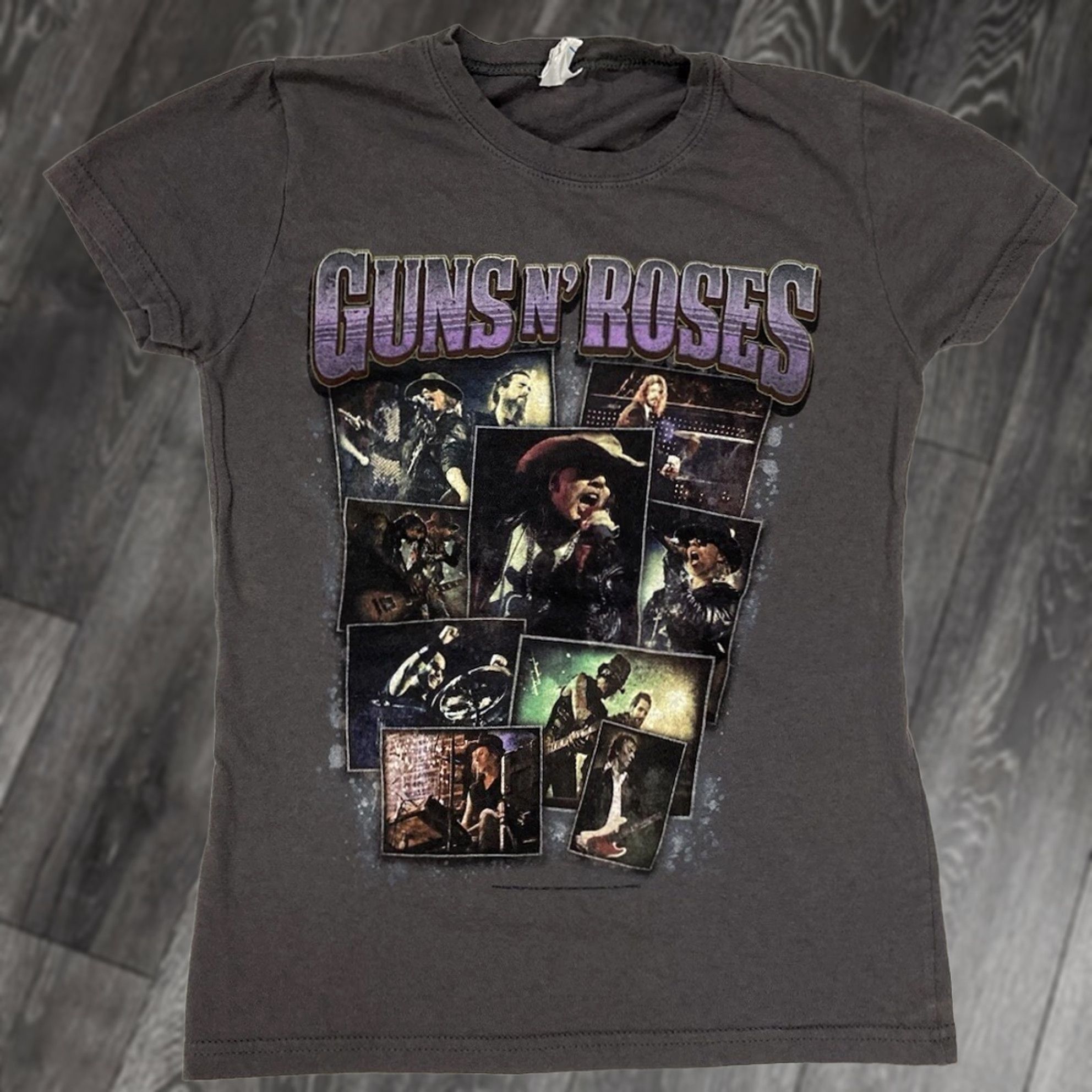 Vintage Guns N Roses T-Shirt Women Small Short Sleeve Music Crew Neck Bay Island Gray, Solid, Cotton, All Seasons, Regular Fit Size S / US 4 / IT 40 - 1 Thumbnail
