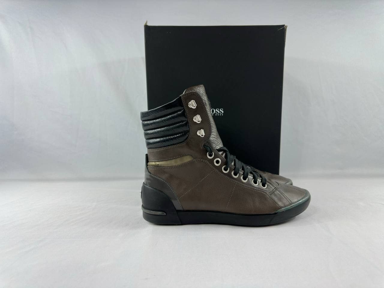 Hugo Boss VTG Hugo Boss Hunters Leather High Top Lace Up Sneakers Size US 7 / EU 40 - 1 Thumbnail