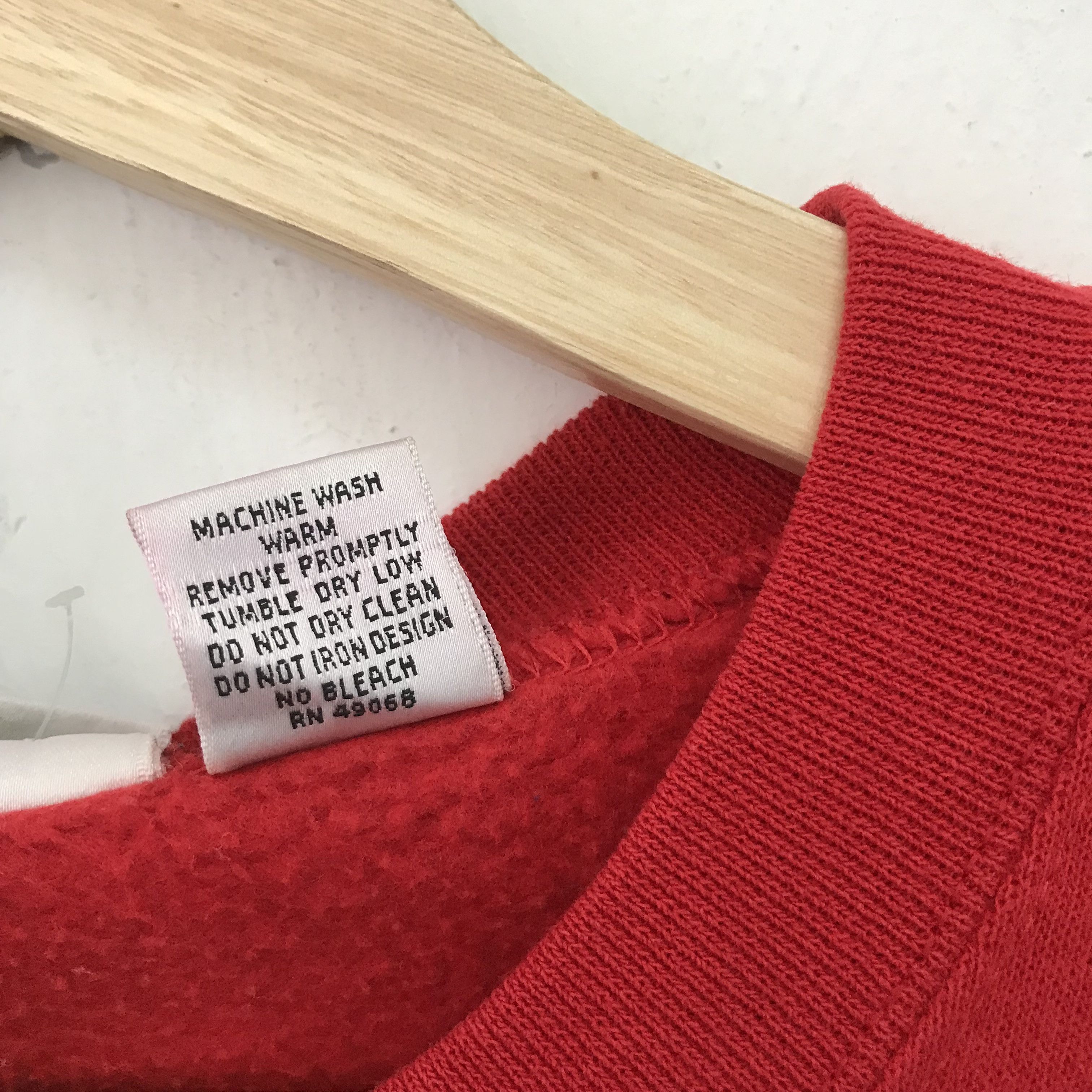 Vintage vintage red sweatshirt - 517 Size US XXL / EU 58 / 5 - 8 Thumbnail