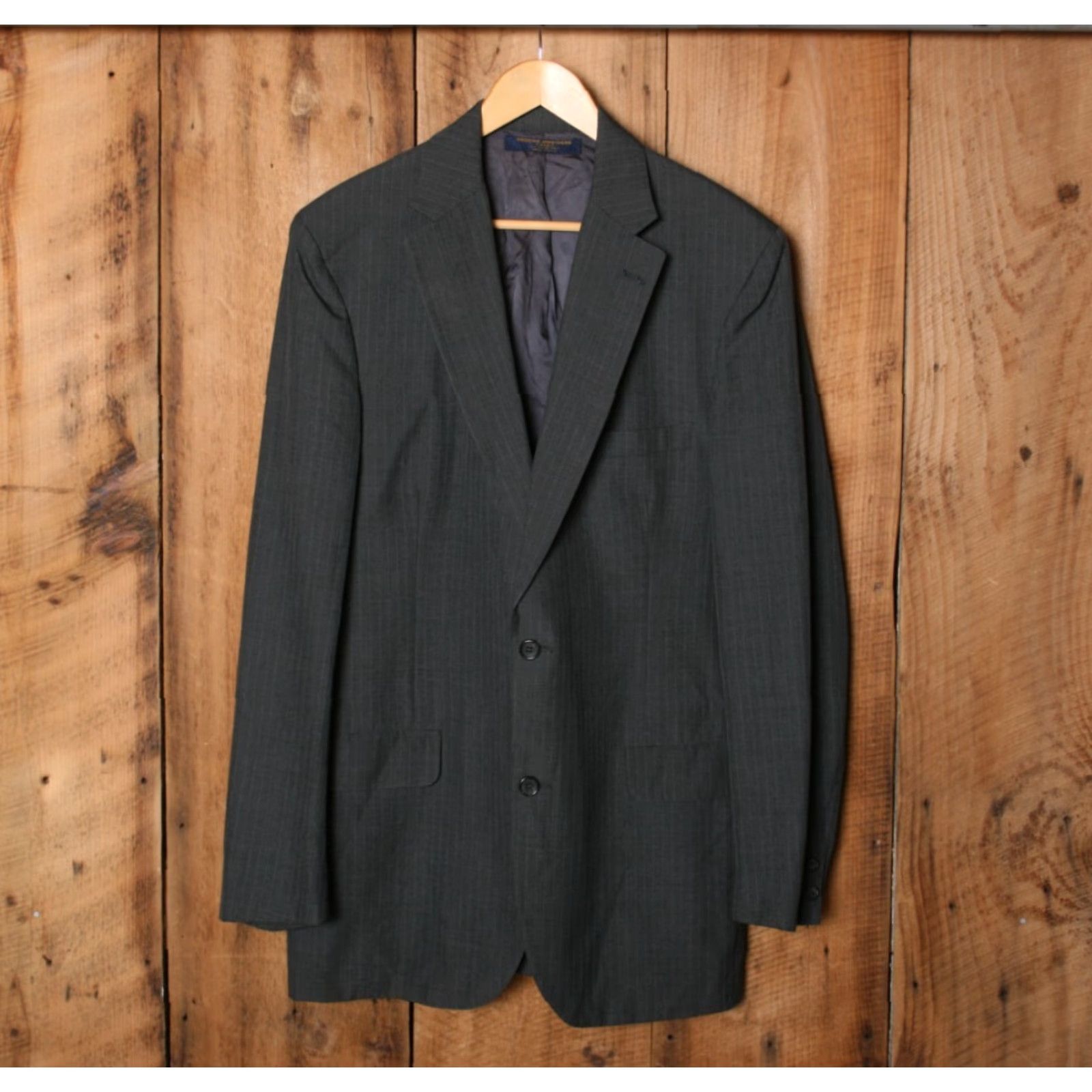 Brooks Brothers VINTAGE Brooks Brothers Sport Coat Gray Pinstriped 44XL Two-Button Single-Breasted Men's Jacket Women? No gender specified. Size US S / EU 44-46 / 1 - 2 Thumbnail