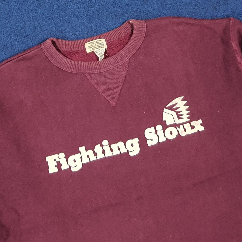 Vintage Vintage University of California Fighting Sioux C286N14 Size US L / EU 52-54 / 3 - 2 Thumbnail