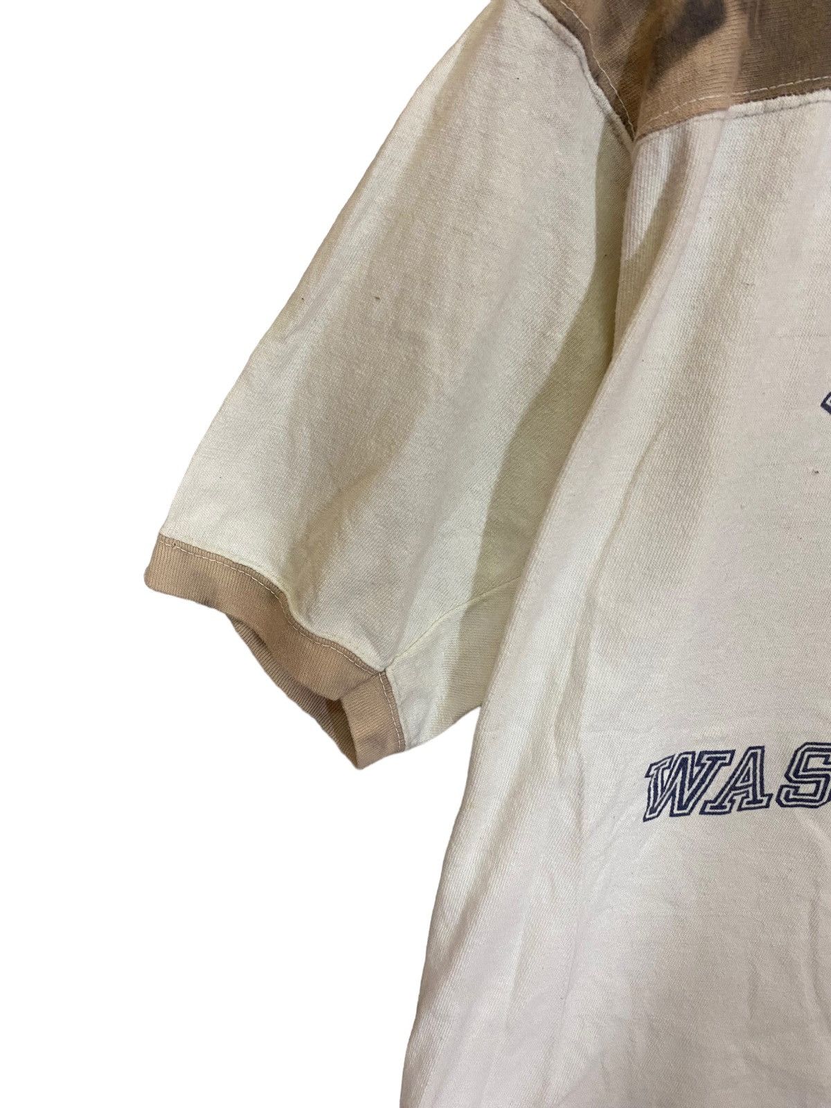 Vintage ‼️VINTAGE UNIVERSITY WASHINGTON TSHIRT SUN FADED size L‼️ Size US L / EU 52-54 / 3 - 2 Thumbnail