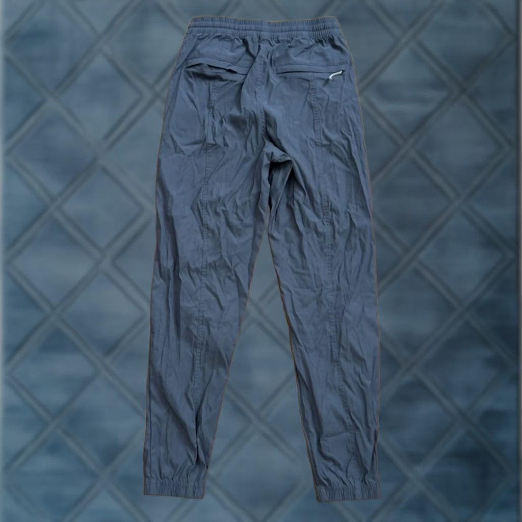 Vintage Marsh wear Men's Performance Nylon Elastic Waist Pants S Gray Size US 29 - 1 Thumbnail