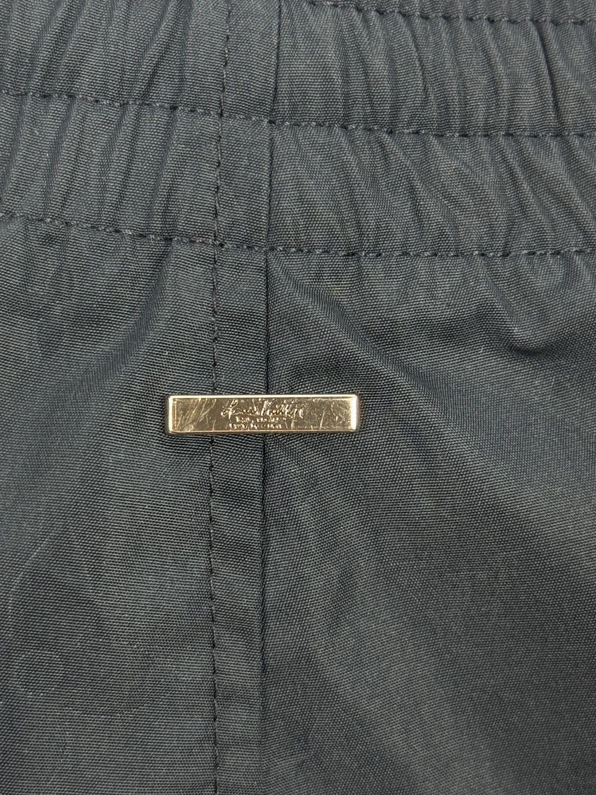 Louis Vuitton SIGNATURE BOARD SWIMSHORTS Size US 32 / EU 48 - 9 Thumbnail