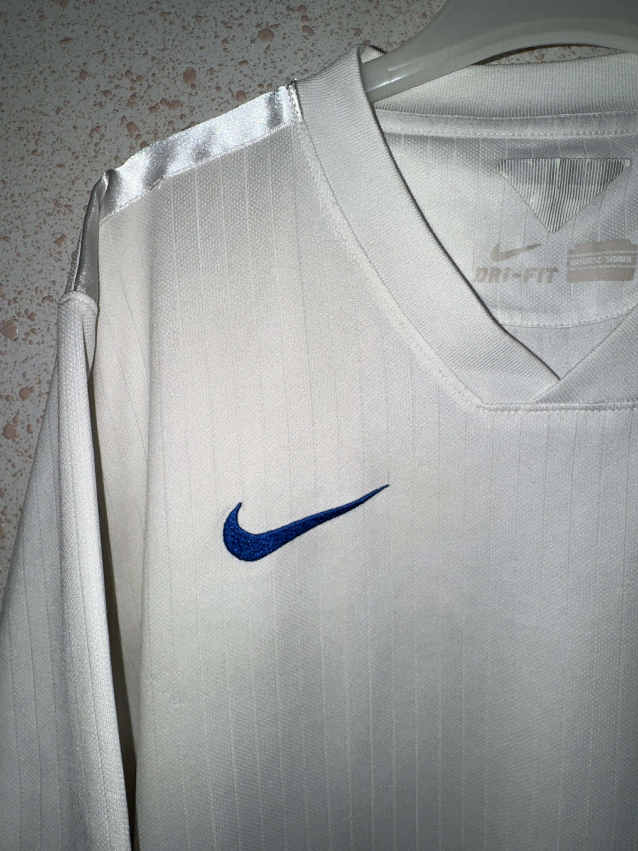 Nike England 2014/15 Home Shir Nike Size US L / EU 52-54 / 3 - 4 Thumbnail