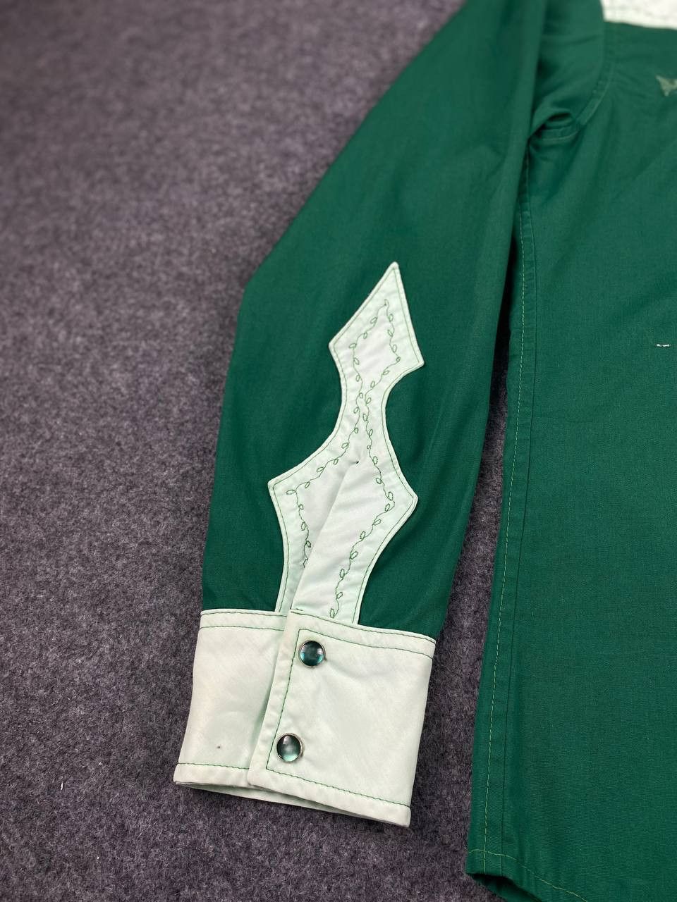Cowboy Equipment vintage cowboy western shirt very nice design Size US M / EU 48-50 / 2 - 6 Thumbnail