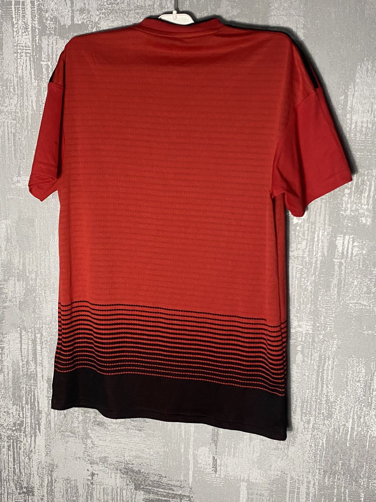 Adidas Vintage Manchester United Adidas Soccer Jersey 2018 Home Kit Size US S / EU 44-46 / 1 - 2 Thumbnail