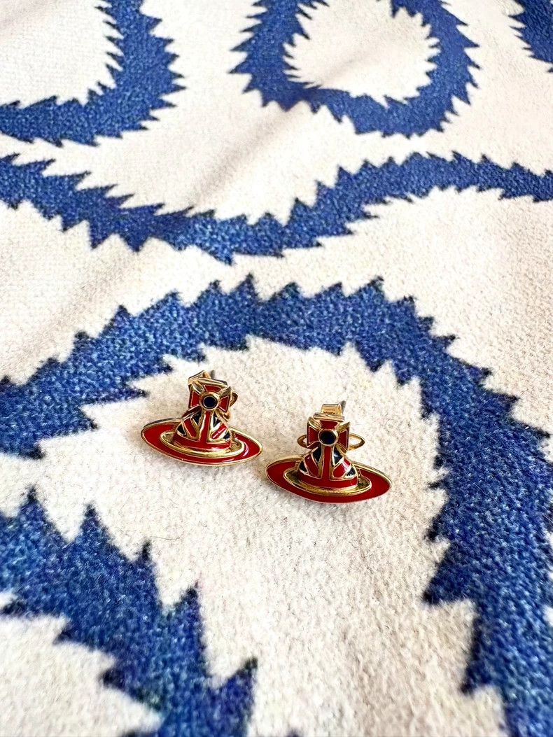 Vivienne Westwood Vivienne Westwood Vintage Red and Gold Jack Enamel and Eng Size ONE SIZE - 2 Thumbnail