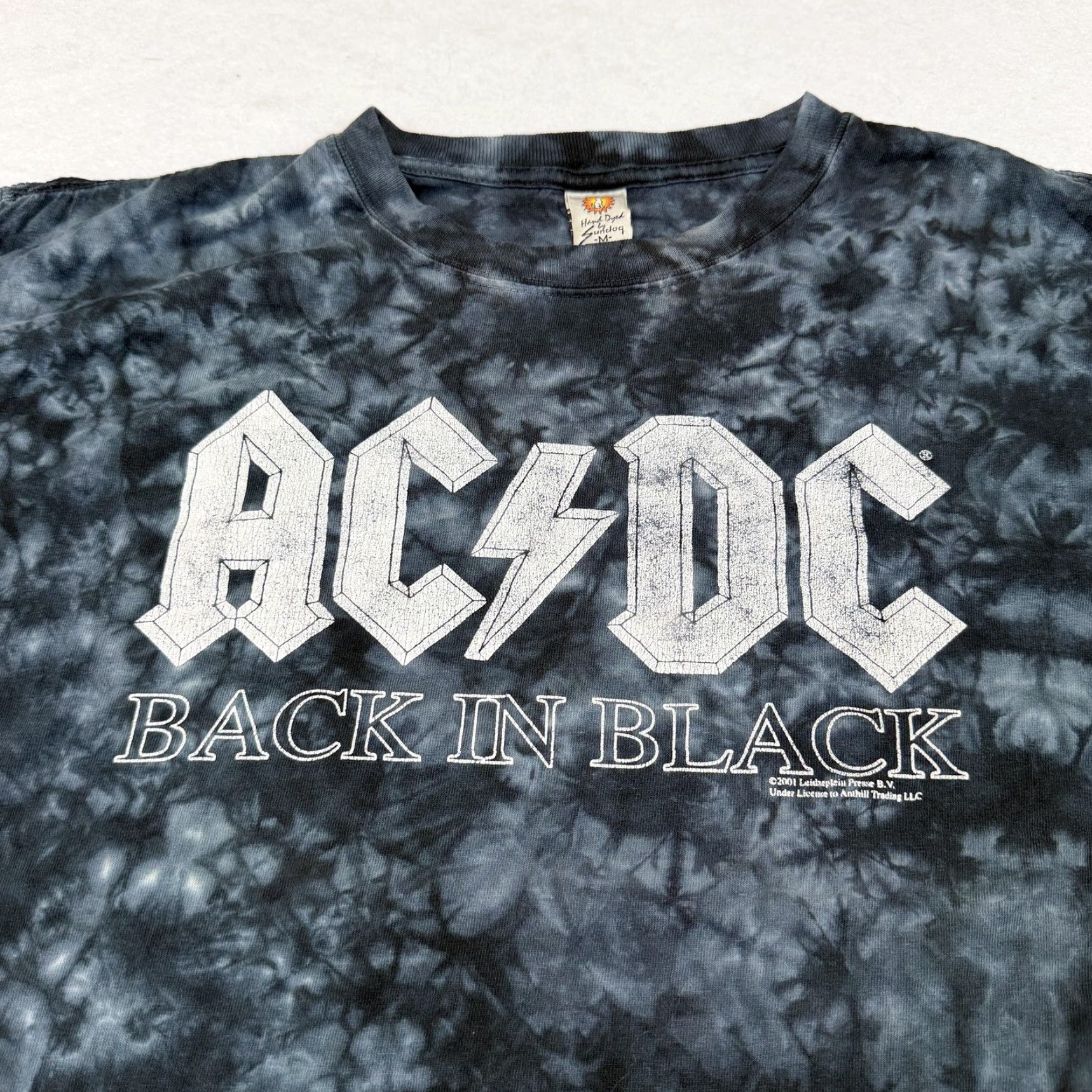 Vintage VINTAGE AC/DC Back In Black Shirt Mens M Black Tie-Dye Tee Sundog 2000s Size US M / EU 48-50 / 2 - 2 Thumbnail
