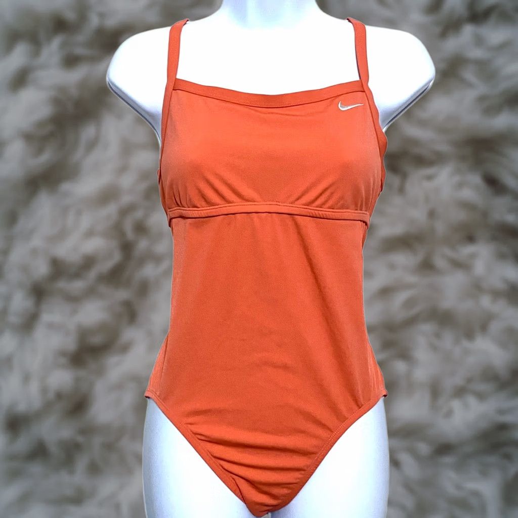 Nike Nike One Piece Swim Suit Womens M Beach Athleisure Open Back Vacation Resortwear Size M / US 6-8 / IT 42-44 - 1 Thumbnail