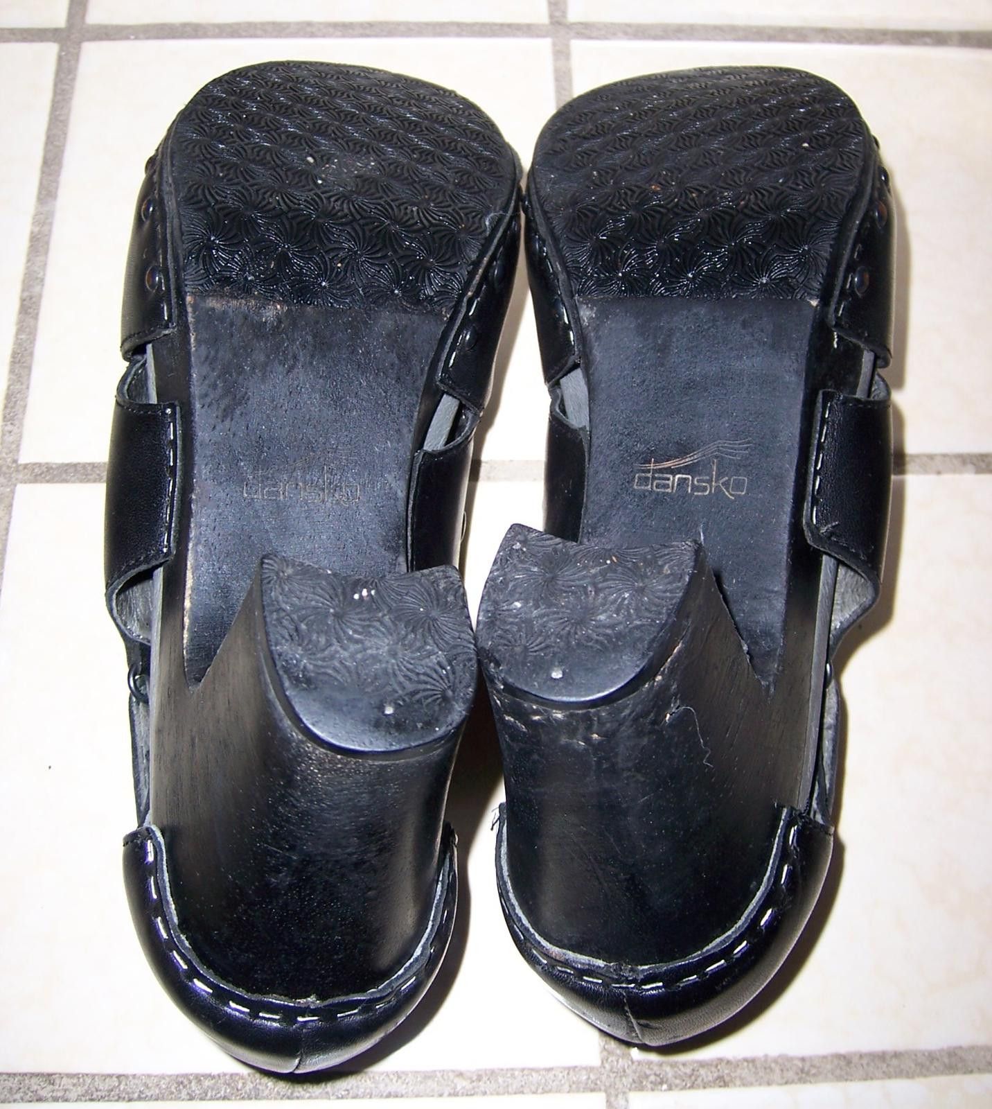 Dansko Dansko Ryder Black Leather Studded Heeled Clogs - US 9.5 Size US 9.5 / IT 39.5 - 5 Thumbnail