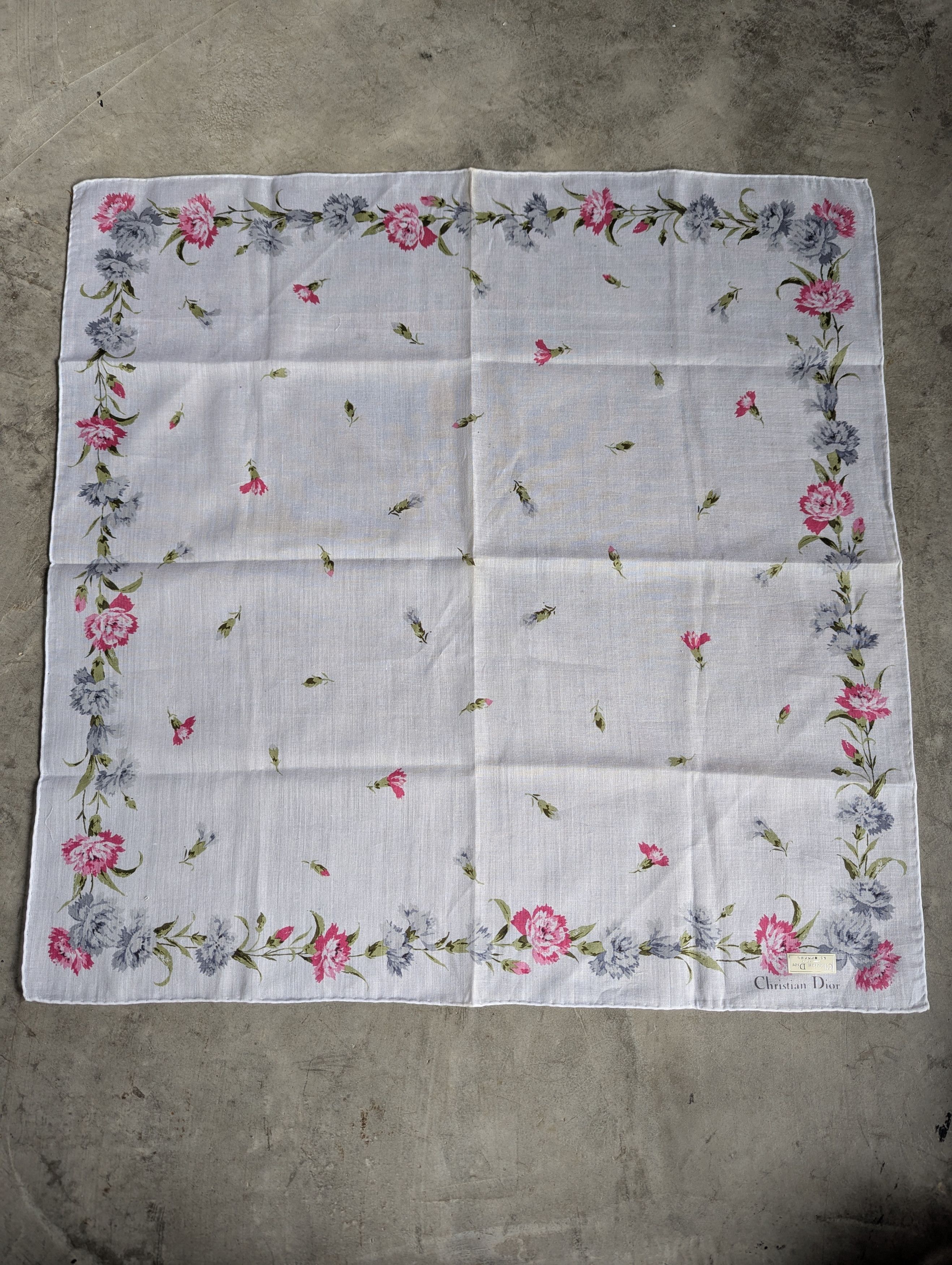 Christian Dior Monsieur 🔥FREE SHIPPING🔥Vintage Christian Dior Floral Handkerchief Size ONE SIZE - 9 Thumbnail