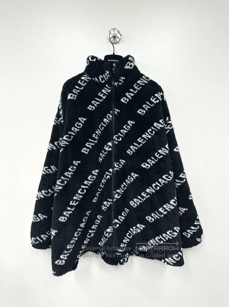 Balenciaga Balenciaga Black Barrage Printed Logo Teddy Jacket Size XS / US 0-2 / IT 36-38 - 1 Thumbnail