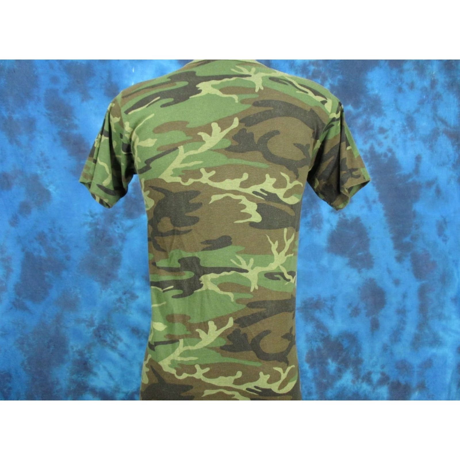Vintage vtg 80s SPECIAL FORCES ROCK & ROLL WARRIOR CAMOUFLAGE T-Shirt S camo army thin shirt Mens Size US S / EU 44-46 / 1 - 5 Thumbnail