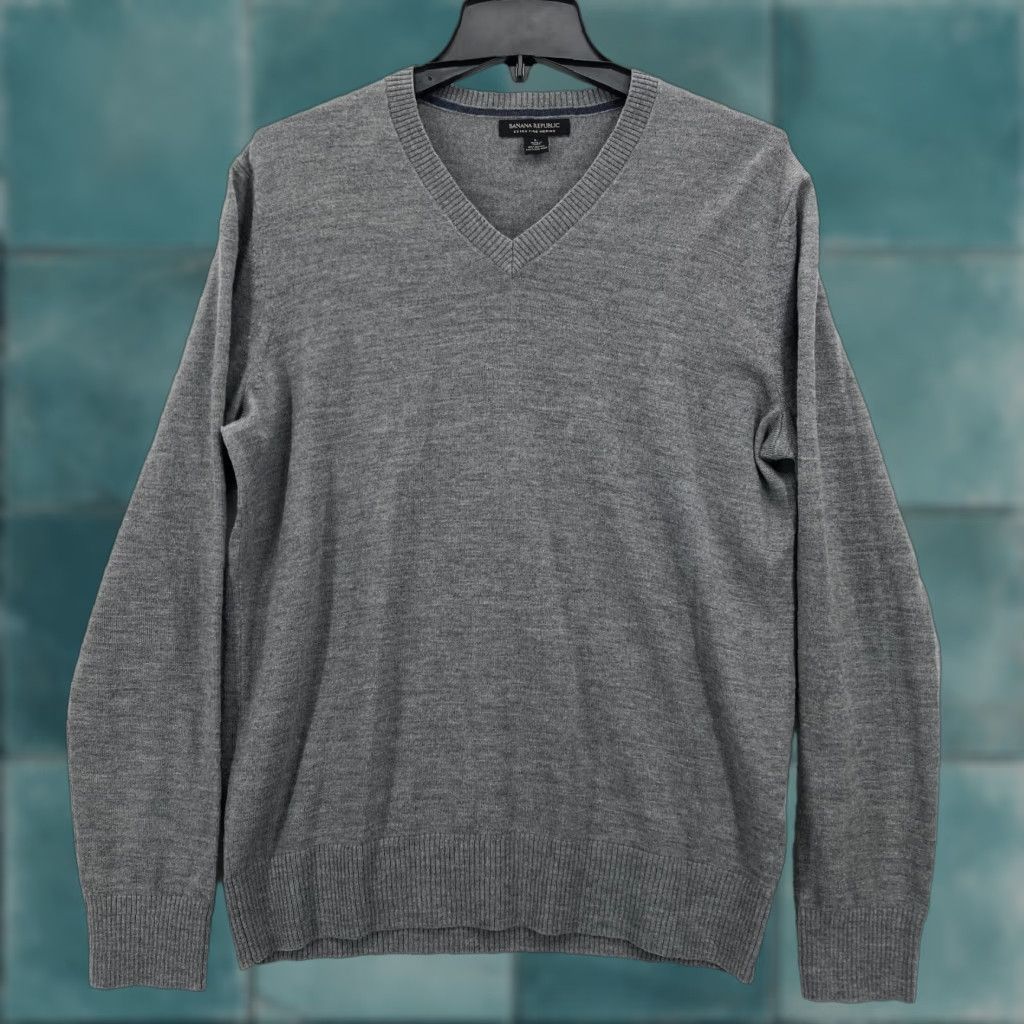 Banana Republic Banana Republic Mens Large Gray Extra Fine Merino Wool V Neck Sweater Pullover Knit Shirt/Top Size US L / EU 52-54 / 3 - 1 Thumbnail
