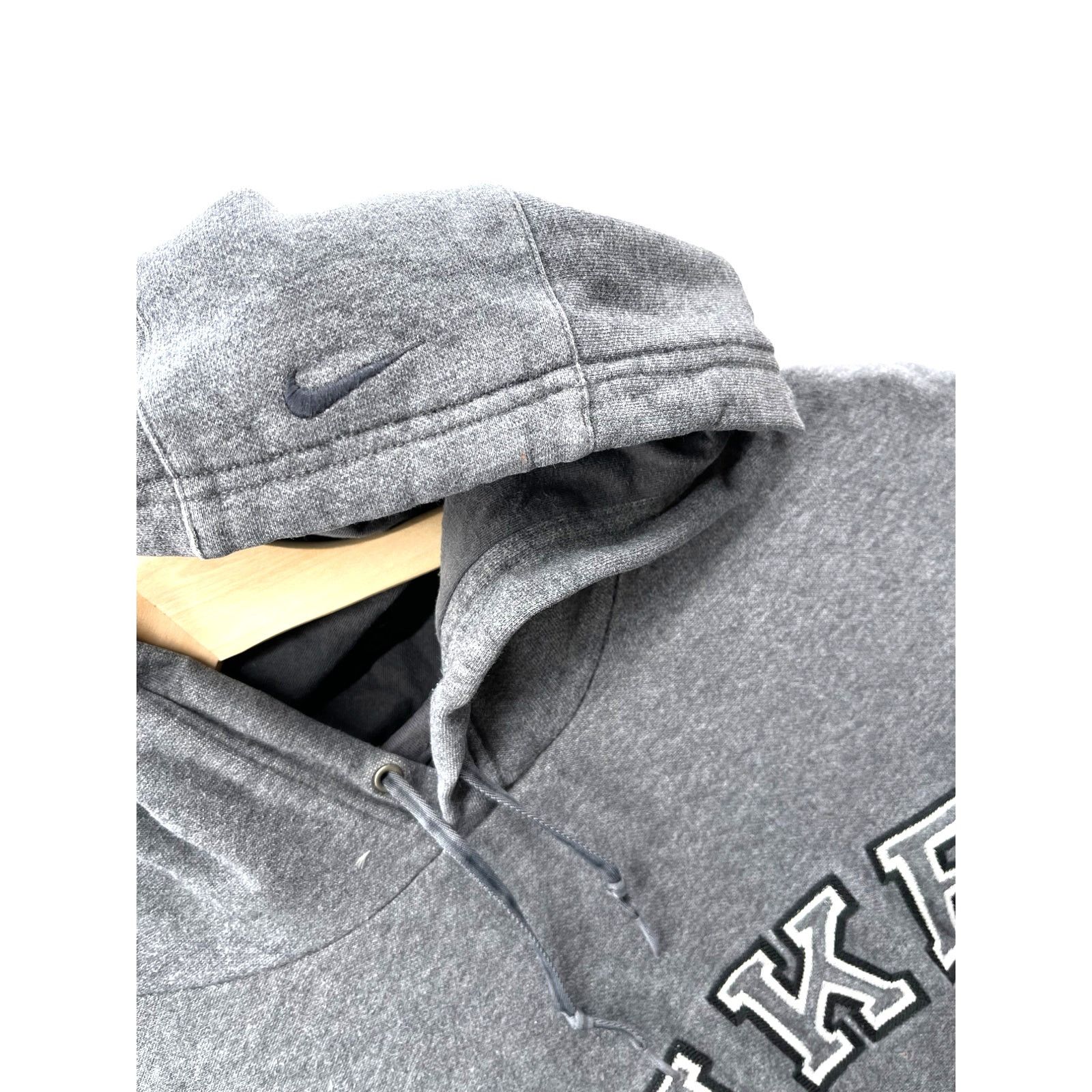 Nike × Vintage Vintage 2000's Nike Embroidered Spellout Grey Hoodie Size US XL / EU 56 / 4 - 4 Thumbnail