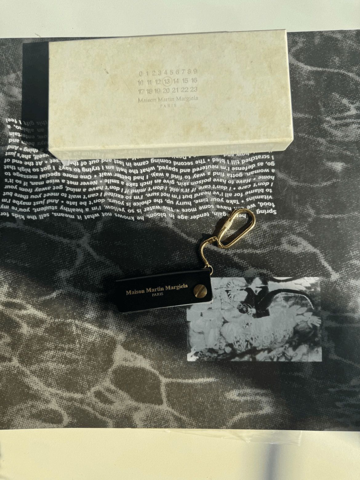 Maison Margiela Maison Margiela Small Note Key Chain Size ONE SIZE - 1 Thumbnail