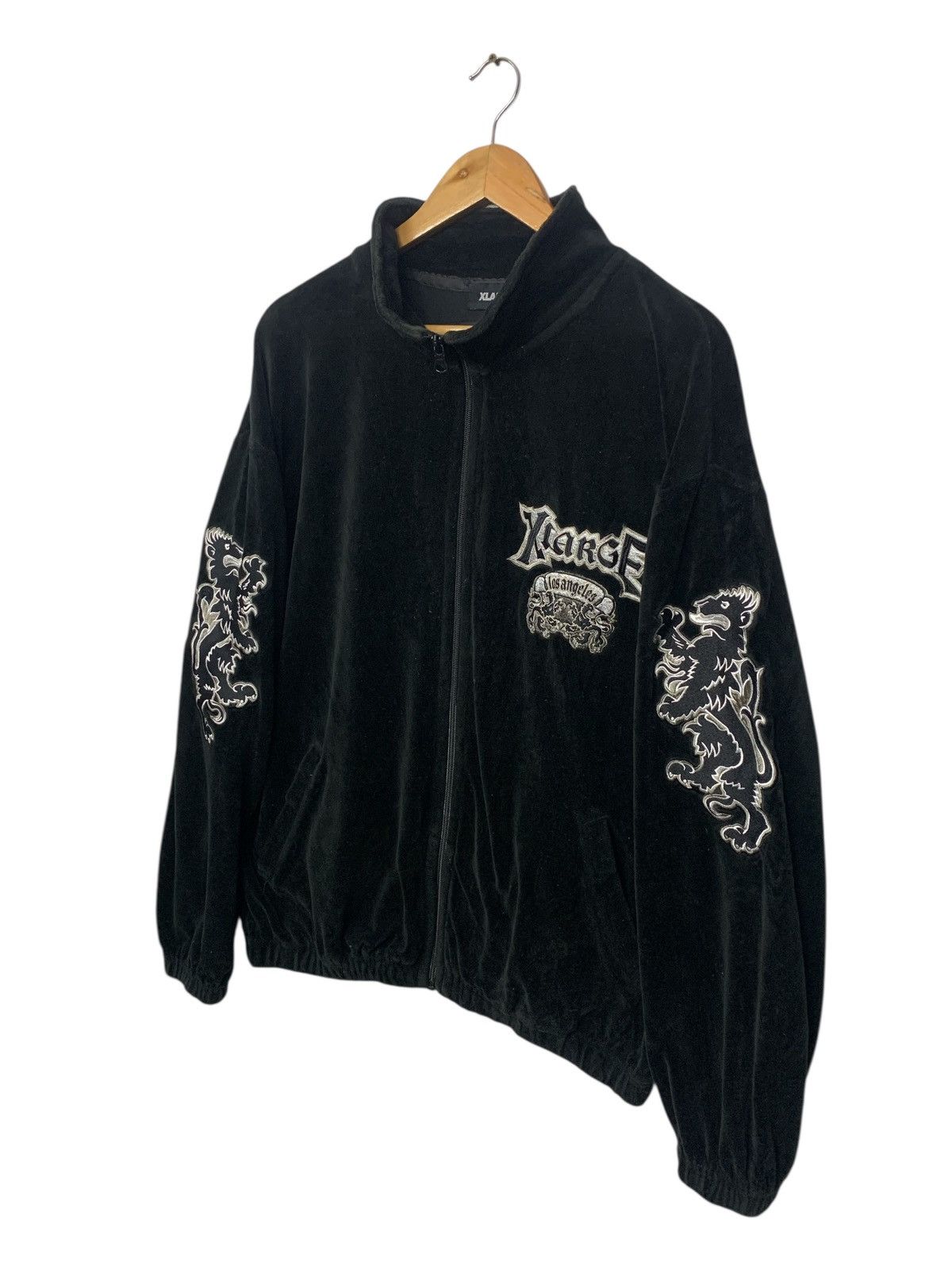 Avirex Rare X-Large X Avirex Embroidered Sukajan Velvet Jacket Size US L / EU 52-54 / 3 - 4 Thumbnail