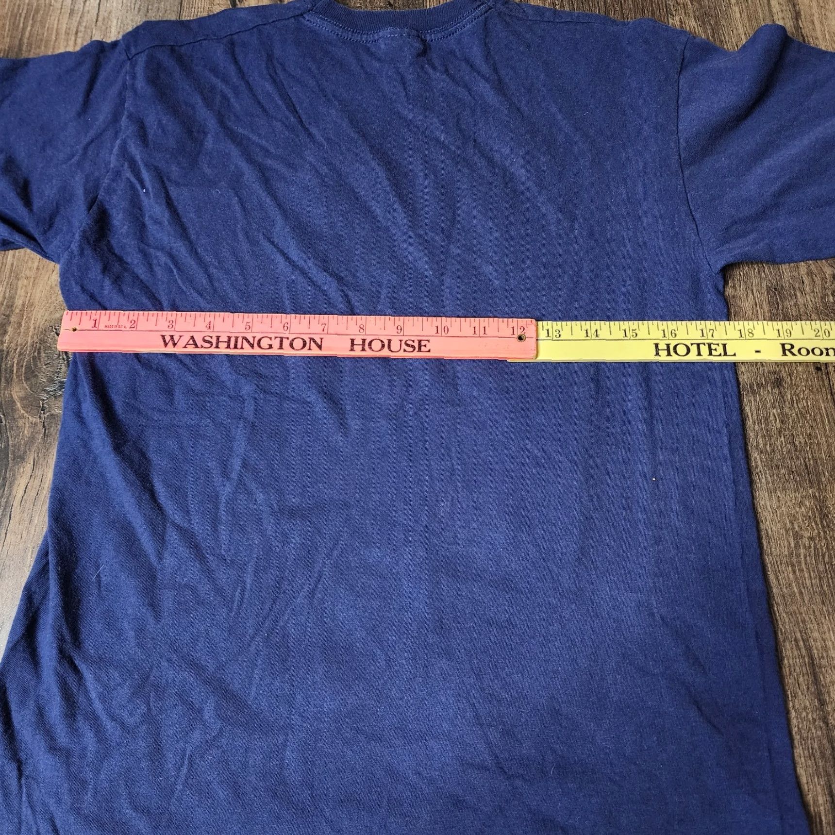 Vintage Screen Stars Juniors T-Shirt Blues Crew Neck Short Sleeve M USA Shark Bite Travel Souvenir USA Sharks Night Sharks? Size M / US 6-8 / IT 42-44 - 3 Thumbnail