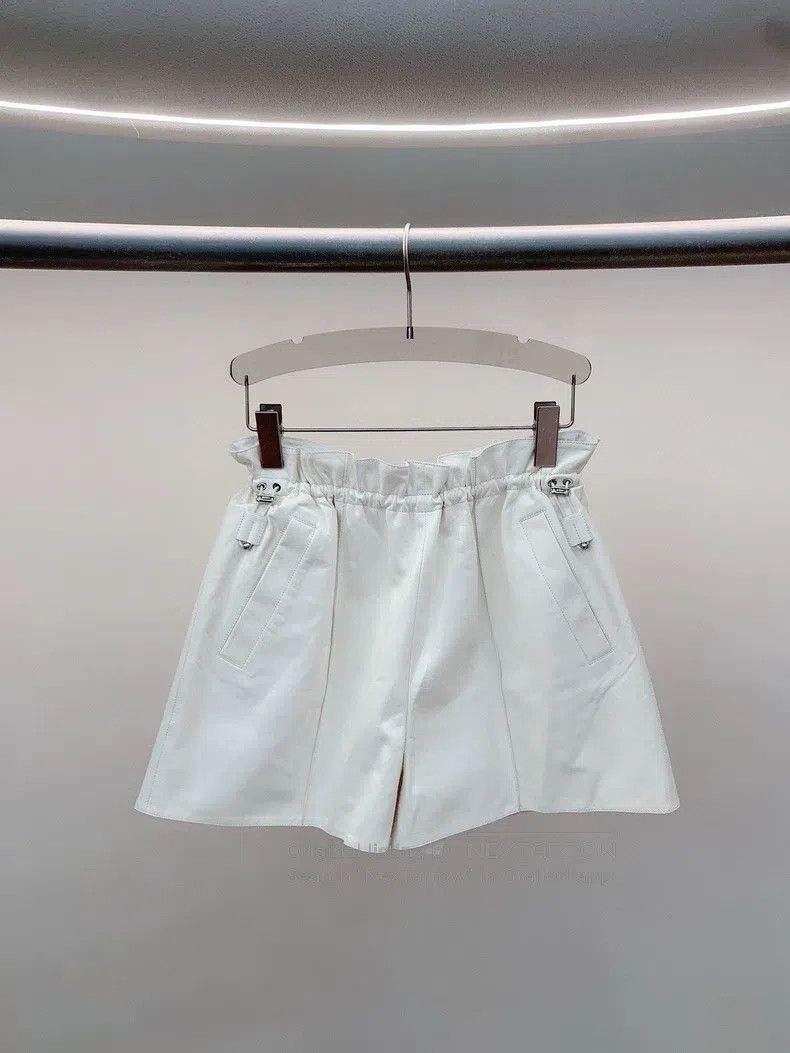 Hermes Hermes White leather shorts Size 42" / US 20 - 1 Thumbnail