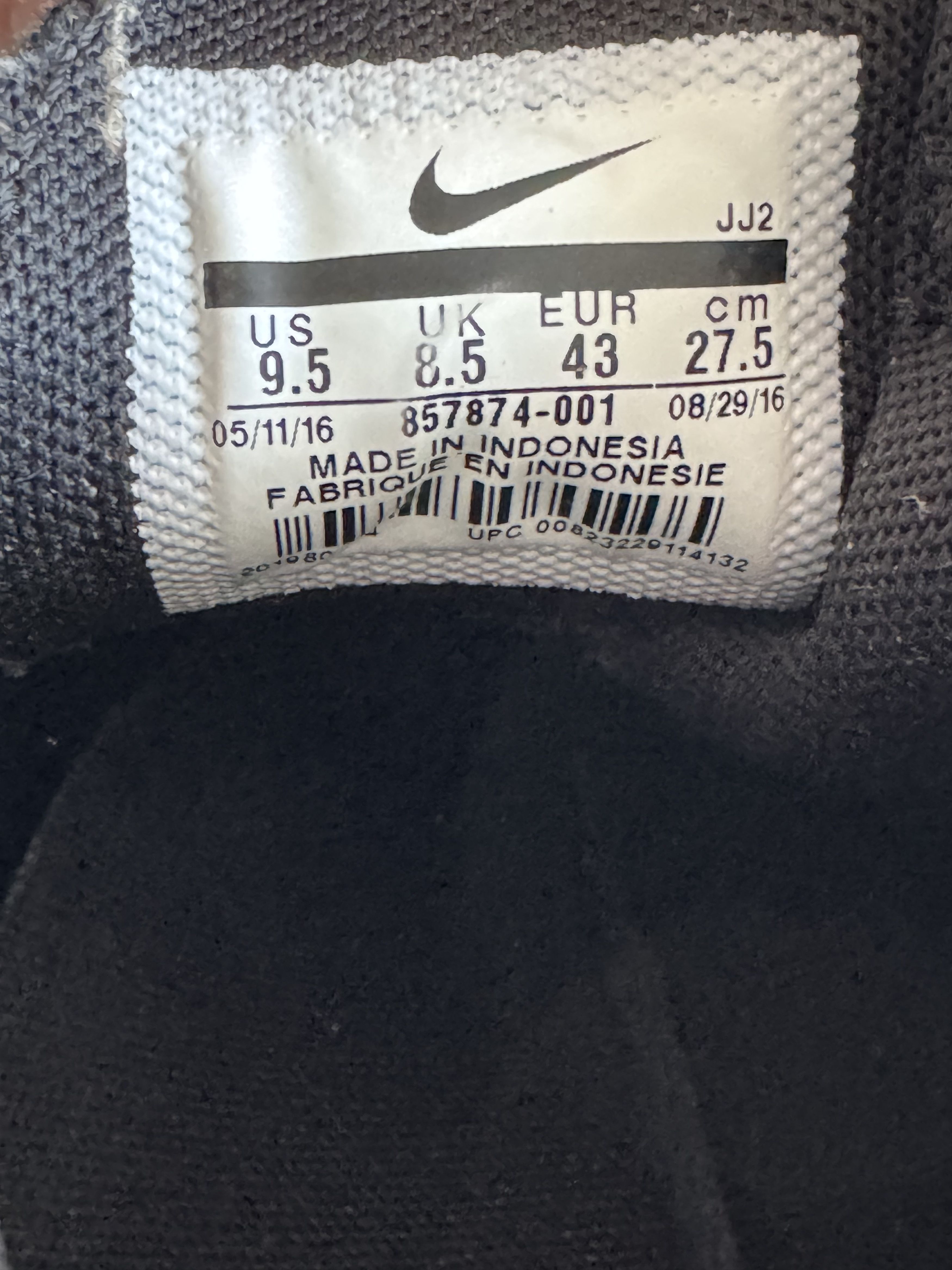 Nike Nike Air Footscape Woven Chukka SE Black/Black-Ivory wool Size US 9.5 / EU 42-43 - 8 Thumbnail