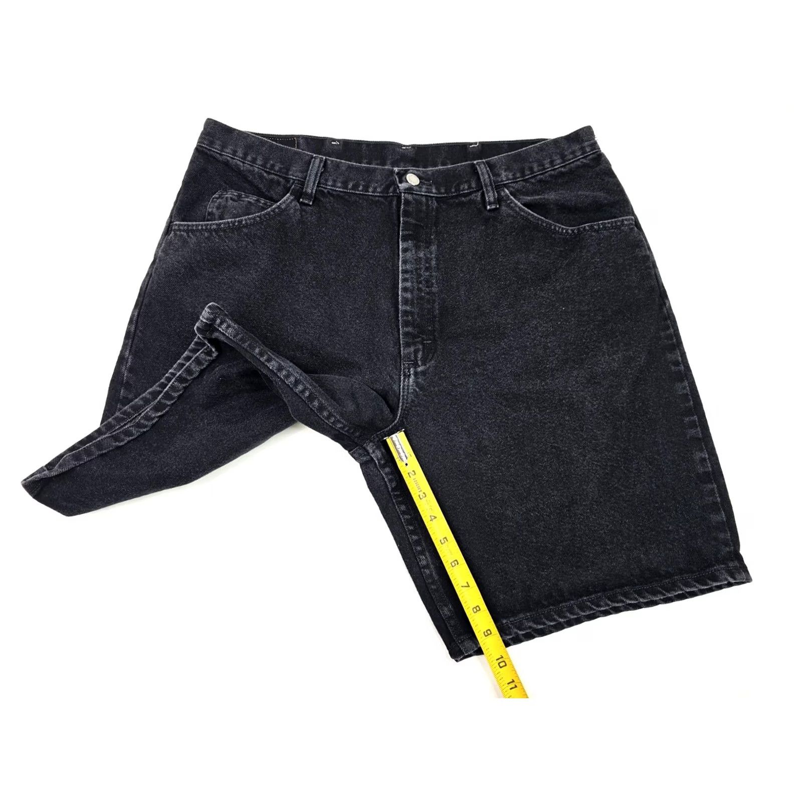 Wrangler VINTAGE Wrangler Regular Fit Denim Shorts Men 38 Washed Black Denim 5-Pocket 90s Vintage 9 in Inseam Mens Size US 38 / EU 54 - 3 Thumbnail
