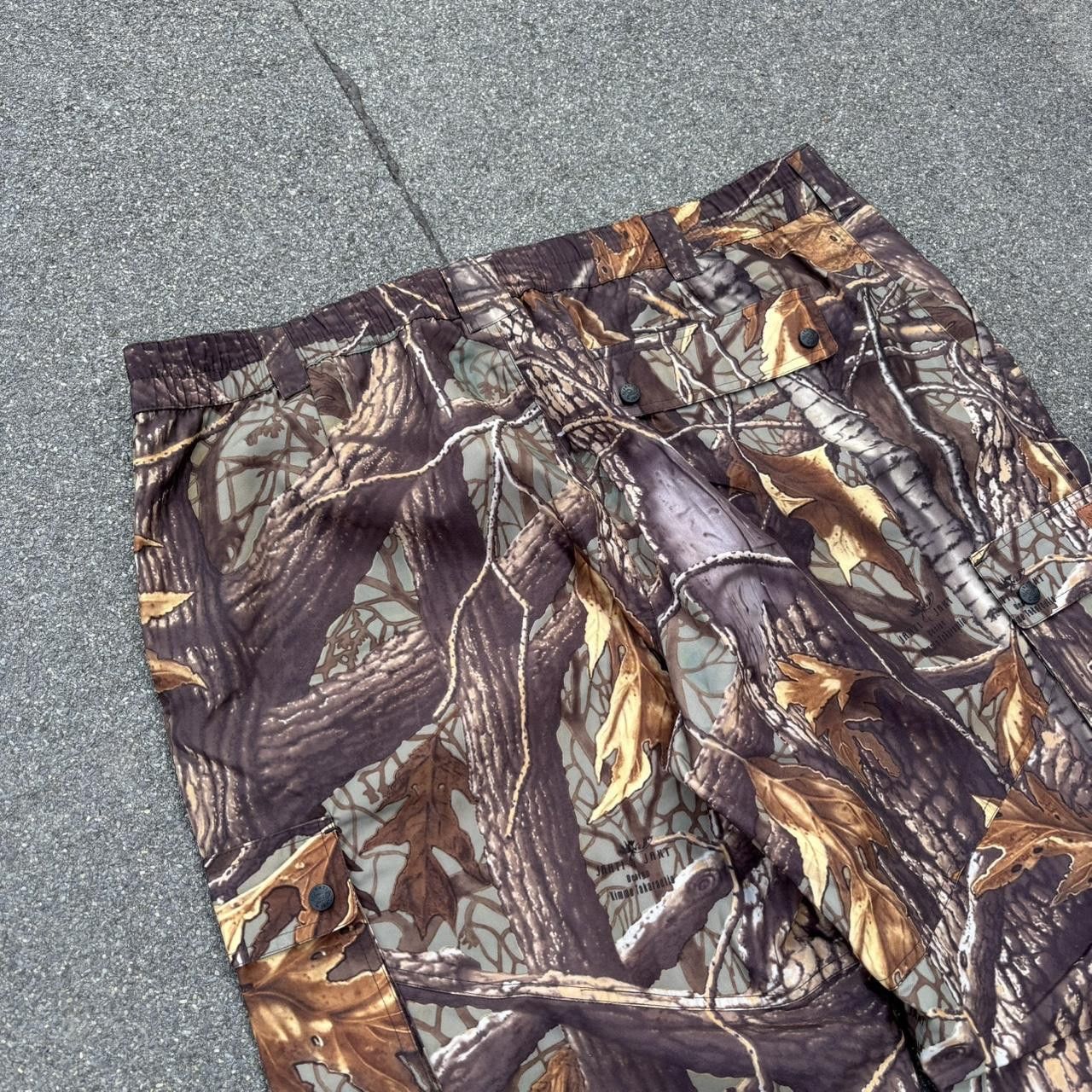 Japanese Brand × Realtree × Vintage Vintage y2k 90s Realtree baggy oversized camo cargo pants Size US 42 / EU 58 - 8 Thumbnail