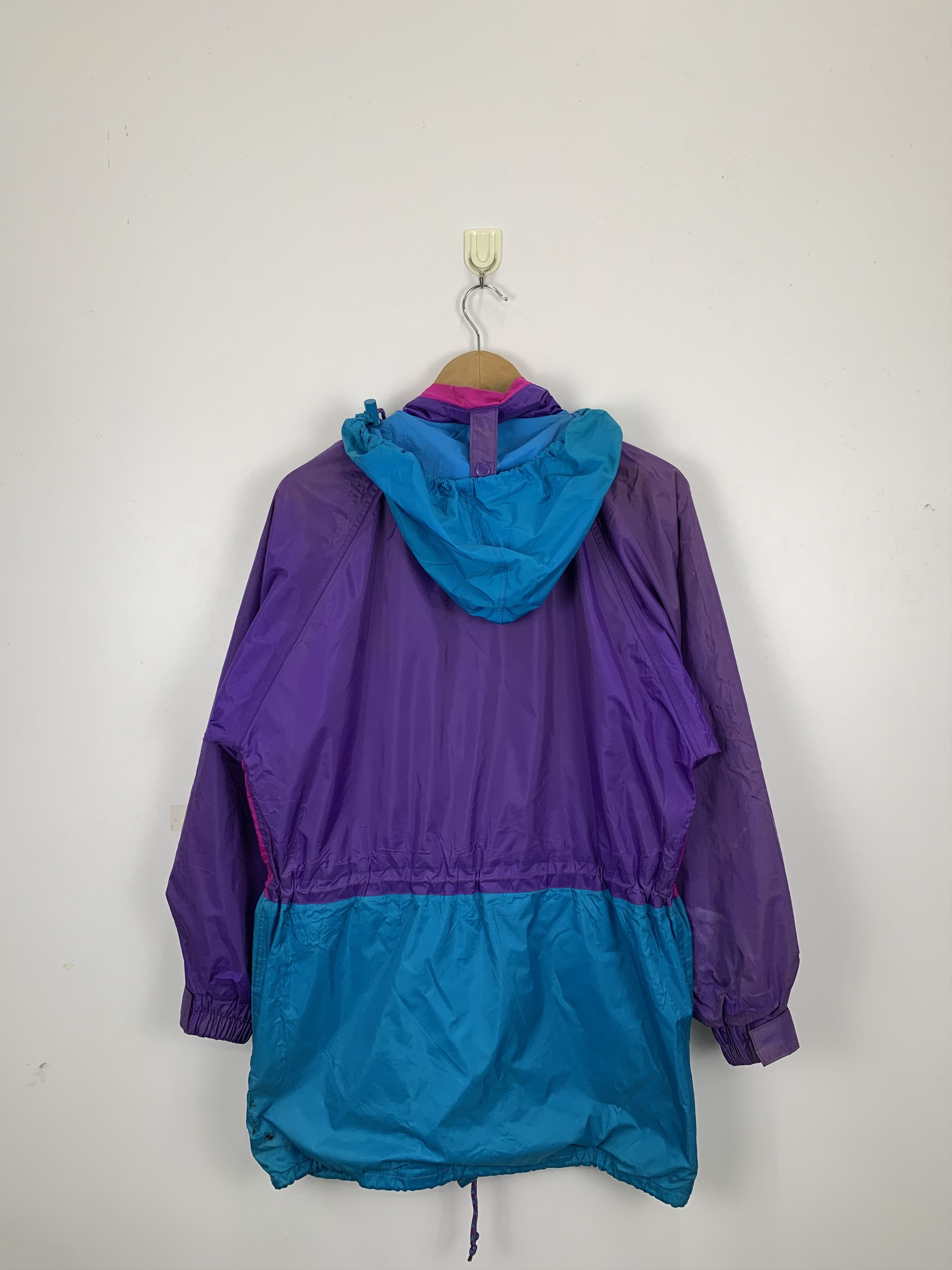 Japanese Brand Vintage Multicolour Outdoor Clothing Ski Jacket J0969 Size US XS / EU 42 / 0 - 3 Thumbnail