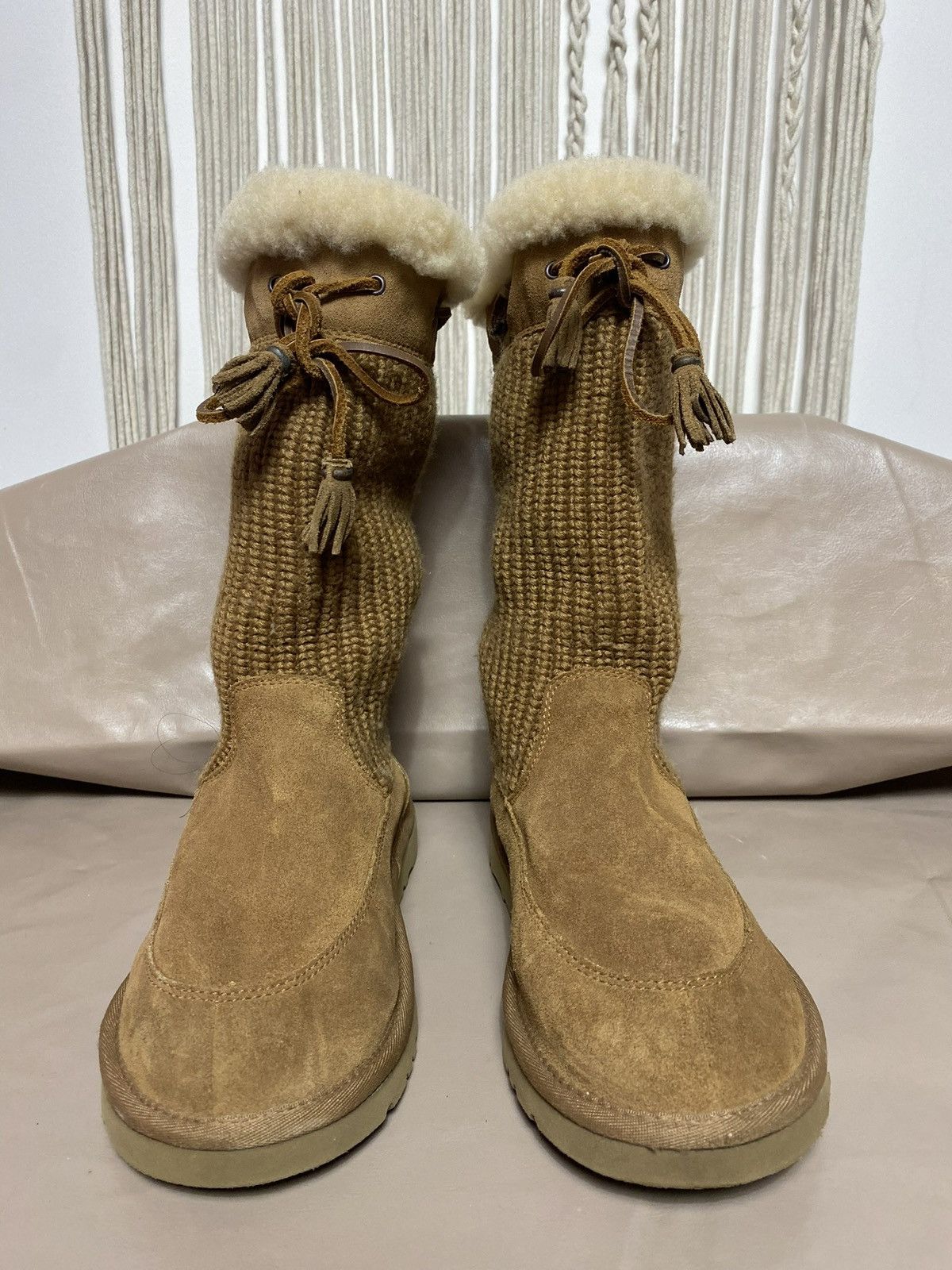 Vintage Ugg Australia Suburb Crochet 5921 chestnut Mid Calf