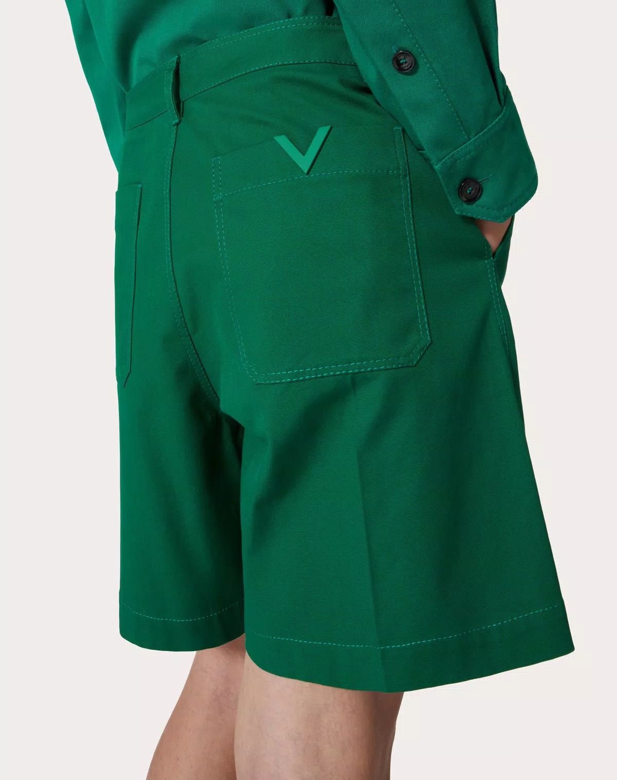 Valentino oc11z0725 Stretch Cotton Canvas Shorts in Basil Green Size US 30 / EU 46 - 6 Thumbnail