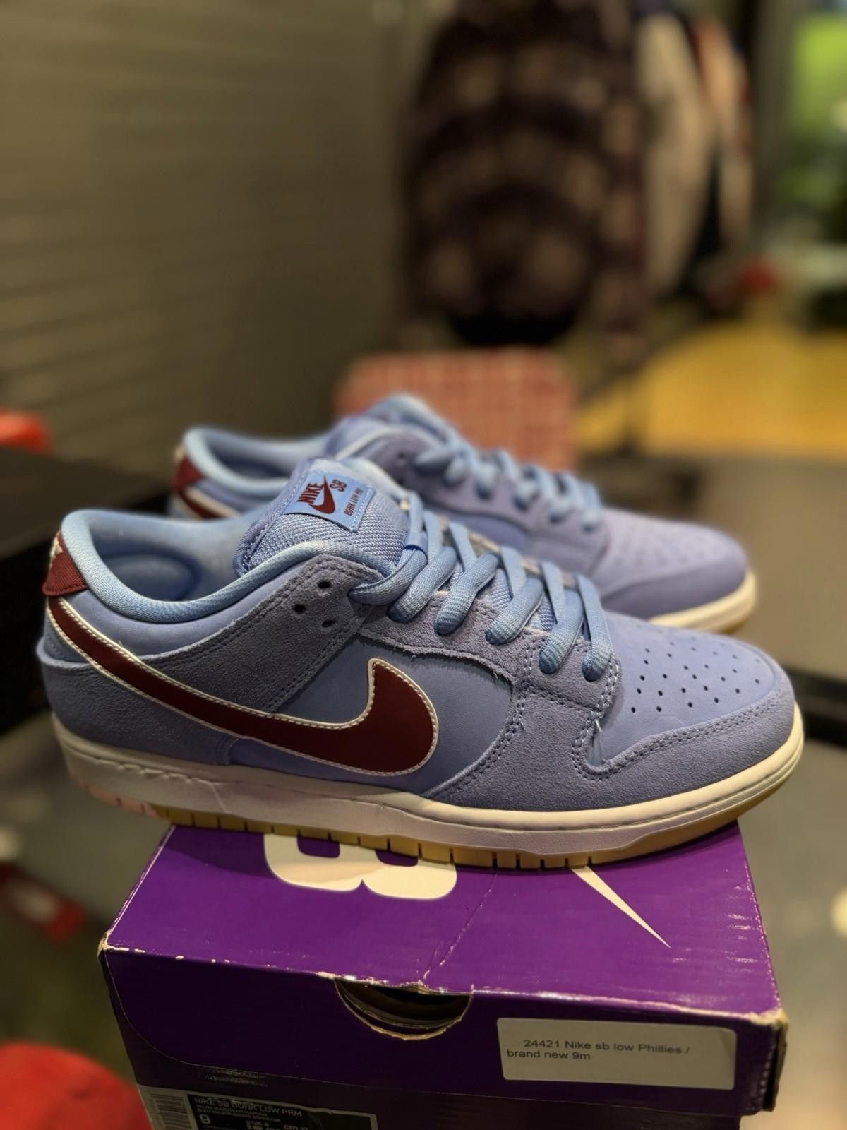 Nike Size 9 - Nike SB Dunk Low Prm Philadelphia Phillies Blue Size US 9 / EU 42 - 2 Thumbnail