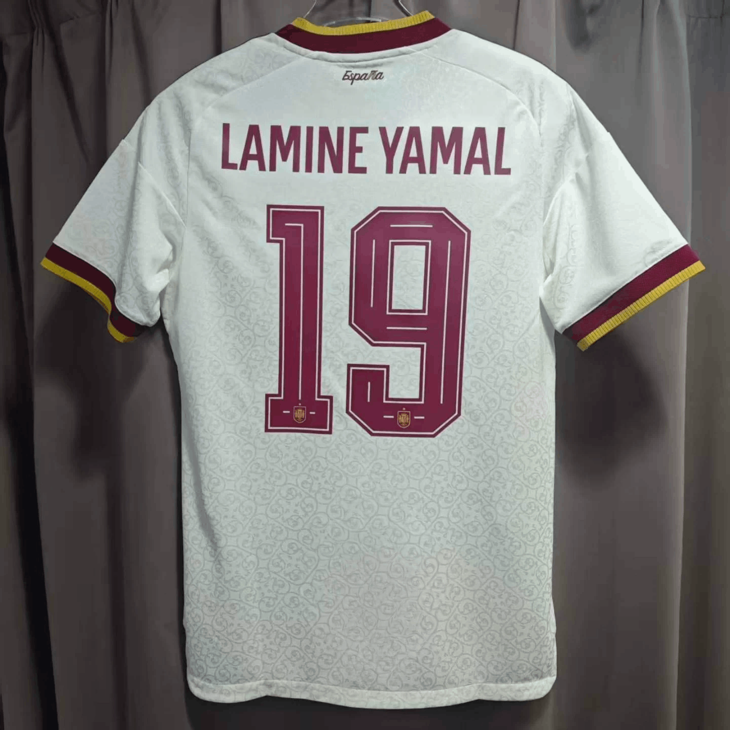 Other 19 Lamine Yamal Jersey Spain Soccer Jersey Size US XL / EU 56 / 4 - 2 Thumbnail