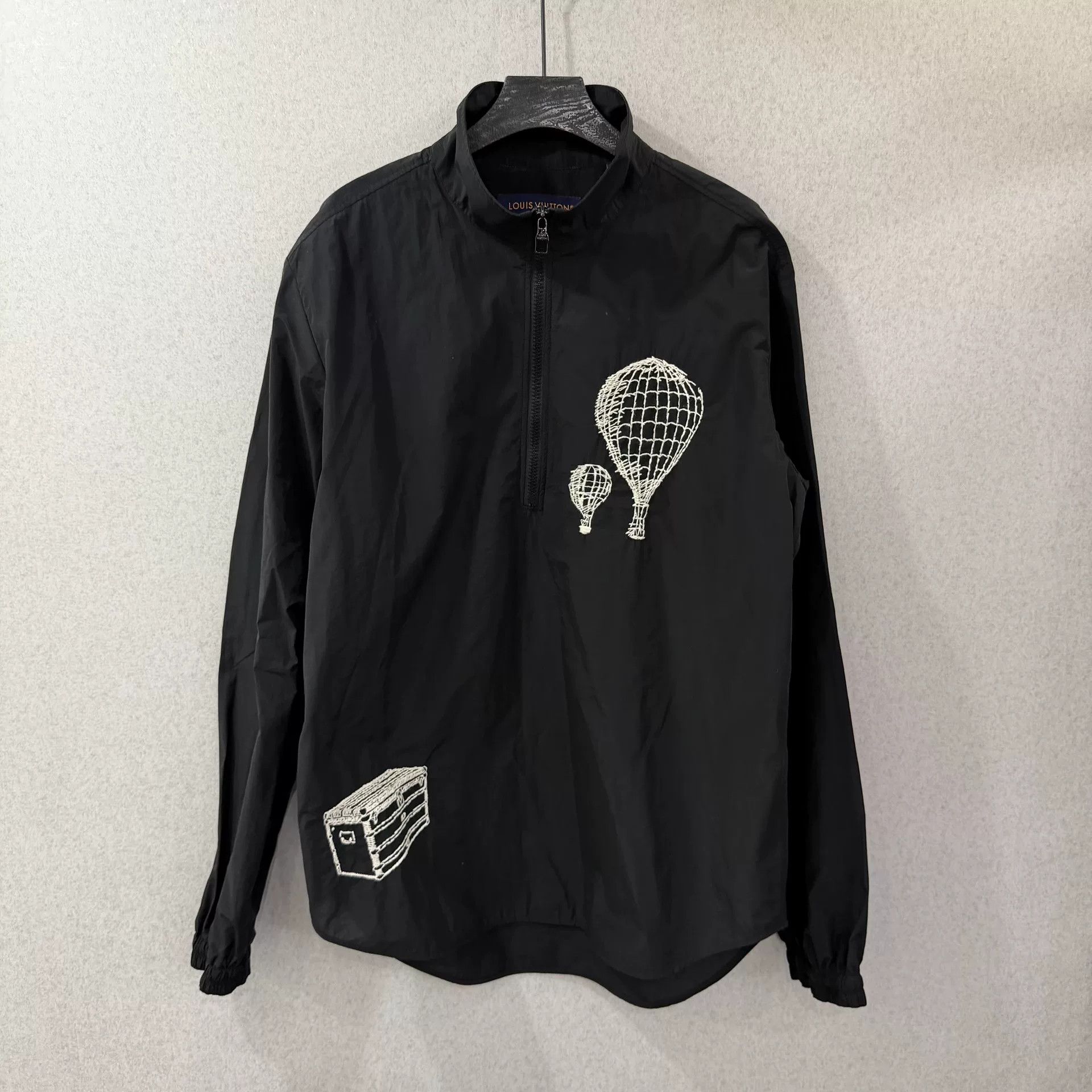 Louis Vuitton Louis Vuitton Embroidered Graphic Black Shirt m Men Size US M / EU 48-50 / 2 - 1 Thumbnail