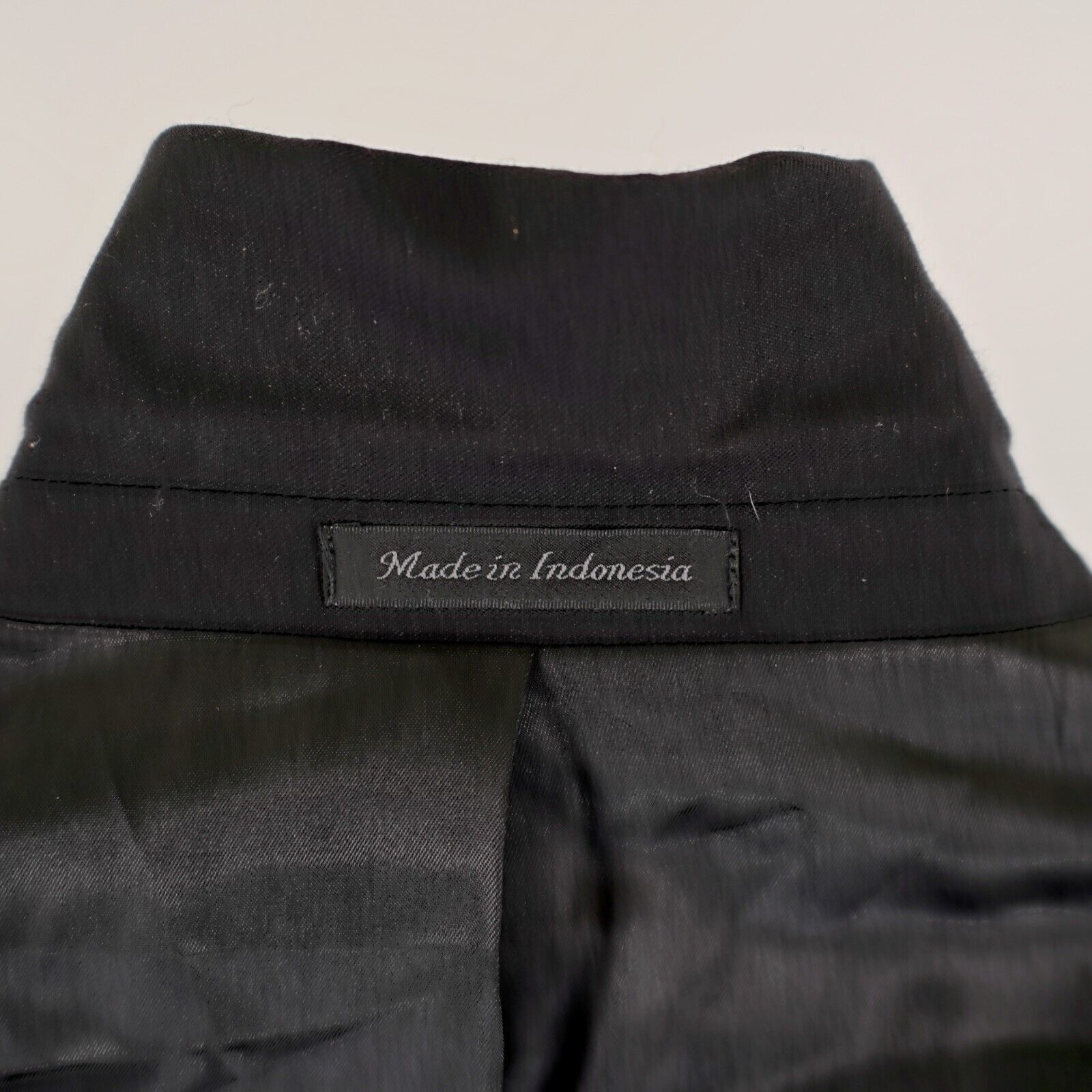 Calvin Klein Calvin Klein Black Wool 2 Button Blazer 42S Size 42S - 12 Thumbnail