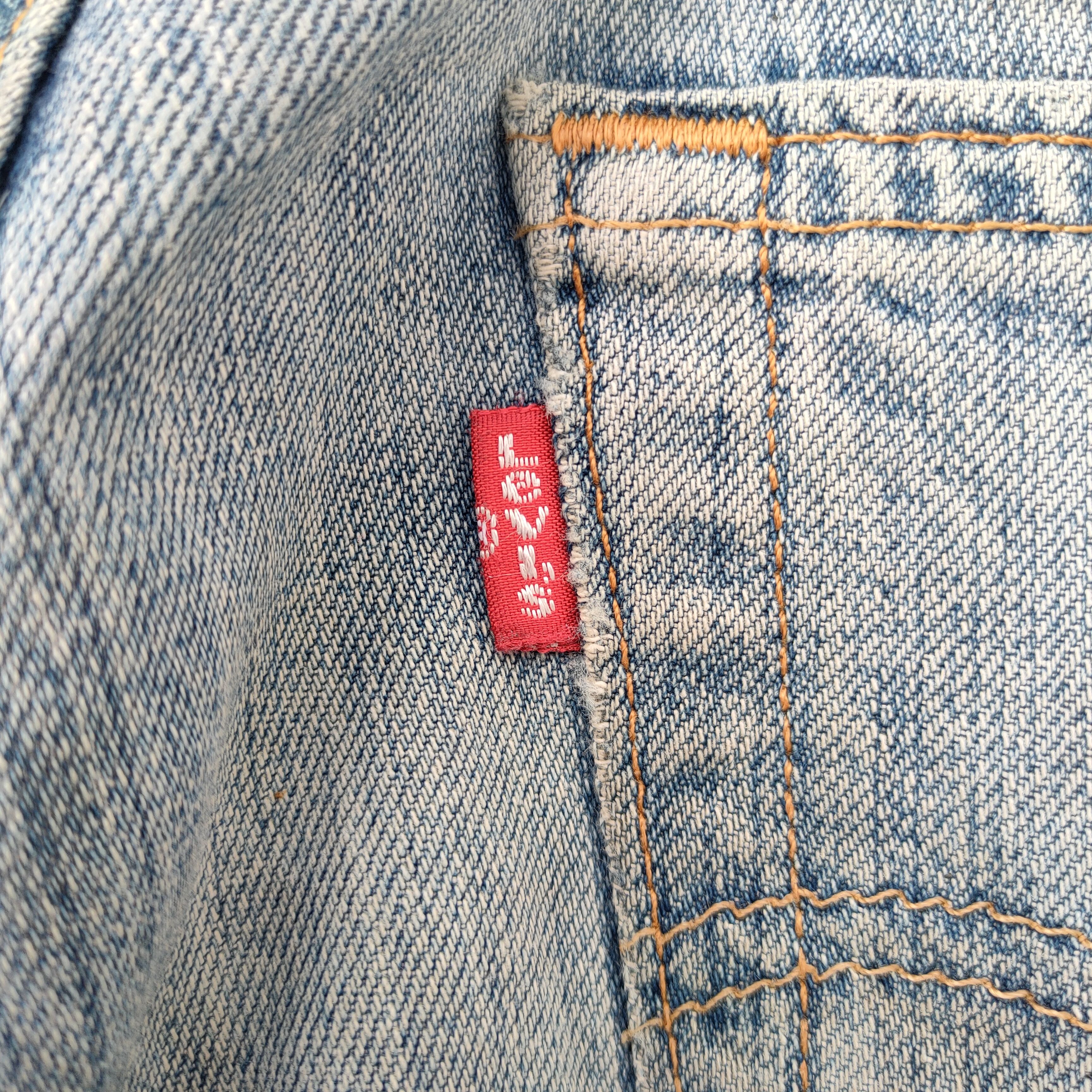 Levi's Vintage Clothing Vintage Levi's 501 Faded ripped jeans denim pants Size US 31 - 15 Thumbnail