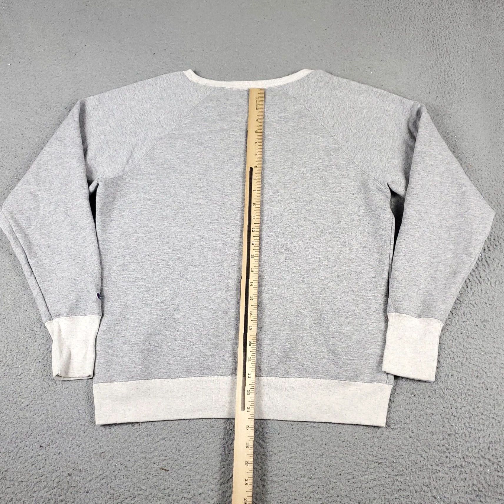 Champion Champion Gray Pullover Sweater Womens Large Casual Fleece Long Sleeve Crew Neck Sports Size L / US 10 / IT 46 - 6 Thumbnail