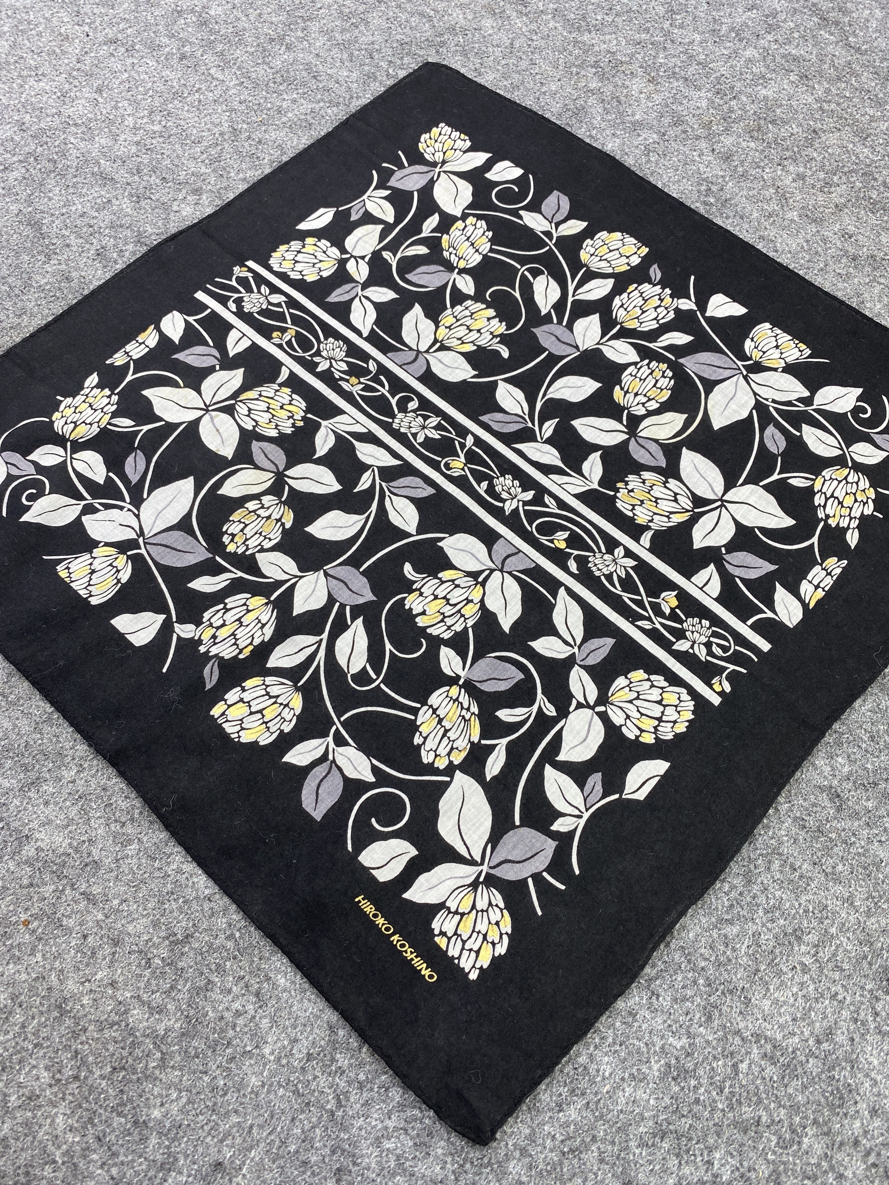 Japanese Brand Hiroko Koshino Handkerchief / Bandana / Neckerchief C103 Size ONE SIZE - 4 Thumbnail