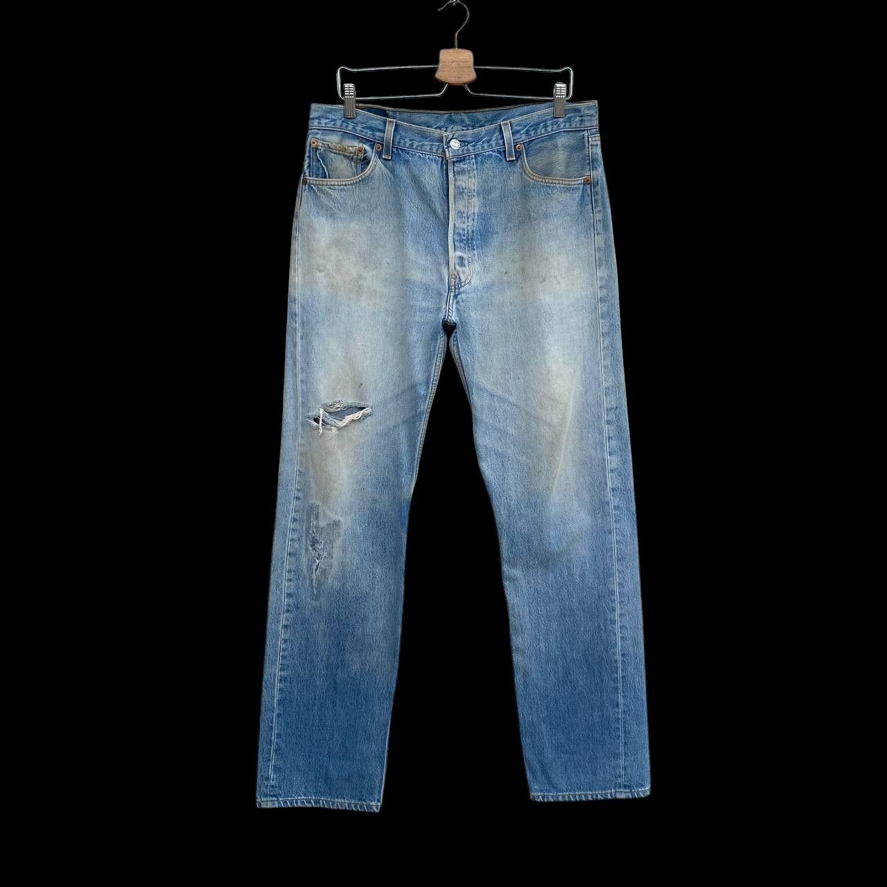 Levi's Vintage Clothing VINTAGE KURT COBAIN 00'S LEVIS 501 DISTRESSED DIRTY W35X33" Size US 35 - 1 Thumbnail