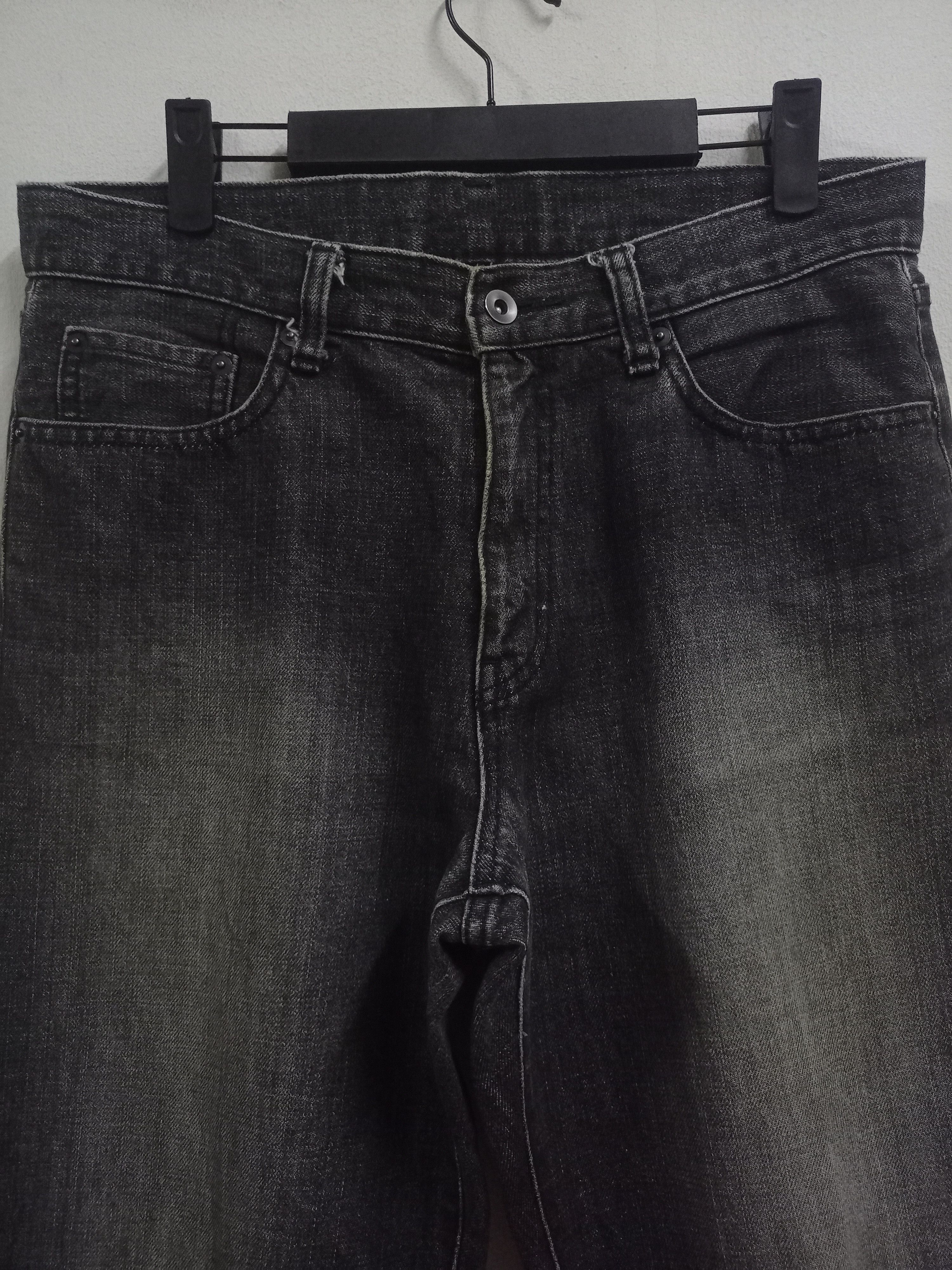 Japanese Brand × Uniqlo Vintage 90s Japanese Uniqlo Distressed Baggy Jeans Size US 32 / EU 48 - 4 Thumbnail