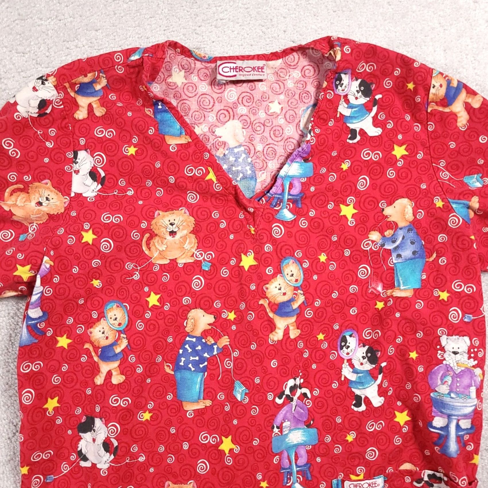 Cherokee Cherokee V-Neck Scrub Shirt Women's Small Red Short Sleeve Dentist Dogs Cats Size S / US 4 / IT 40 - 3 Thumbnail